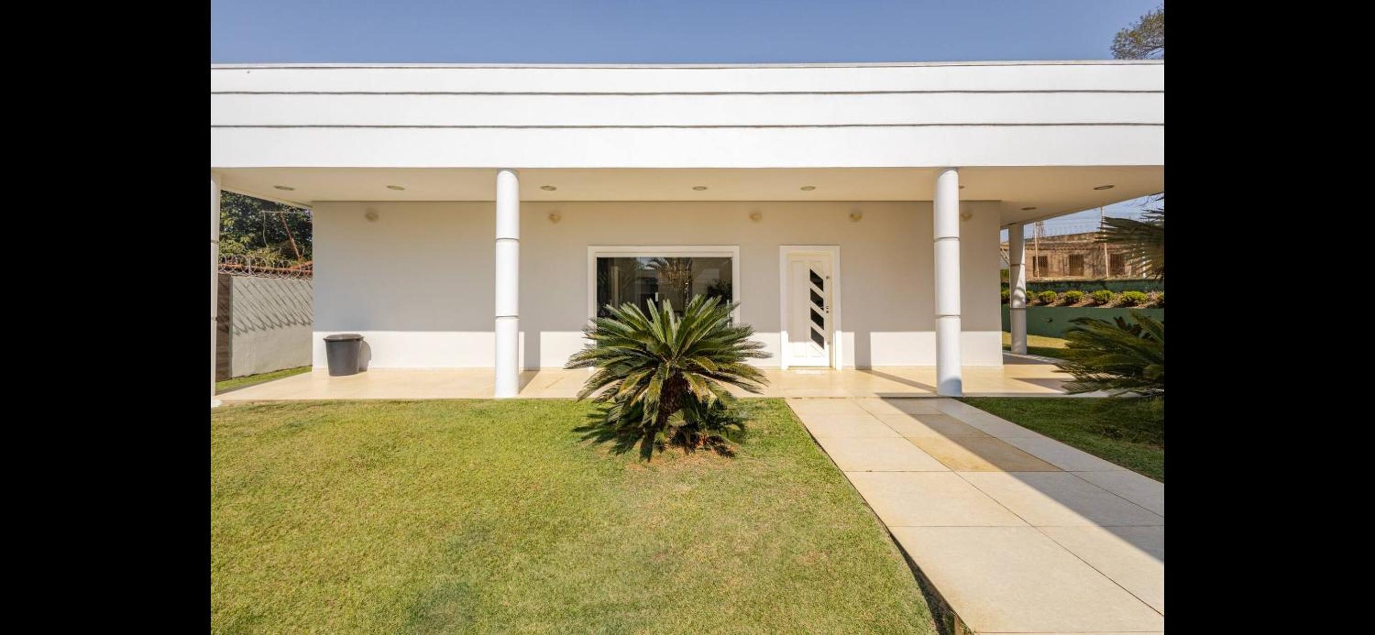 Luxuosa Mansão em Ibiuna
