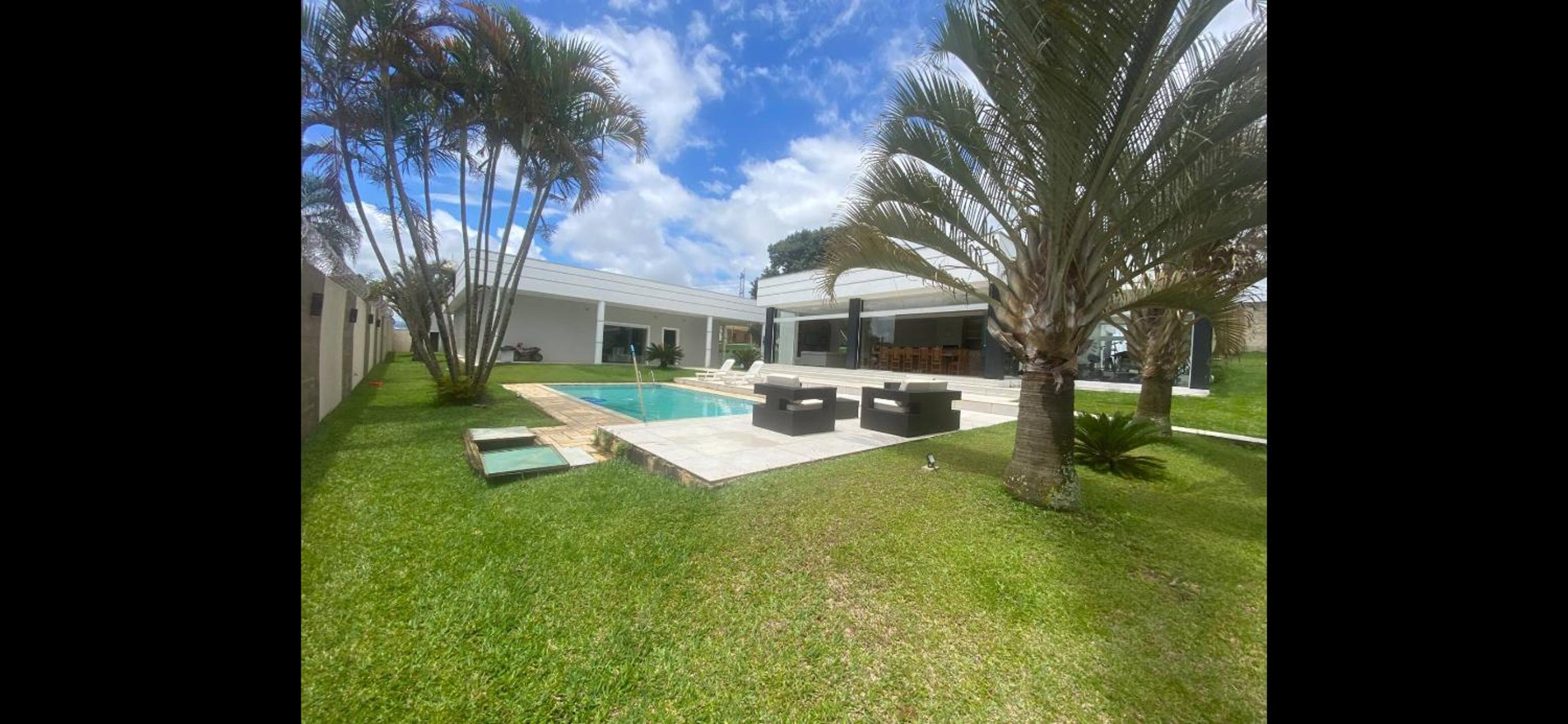 Luxuosa Mansão em Ibiuna