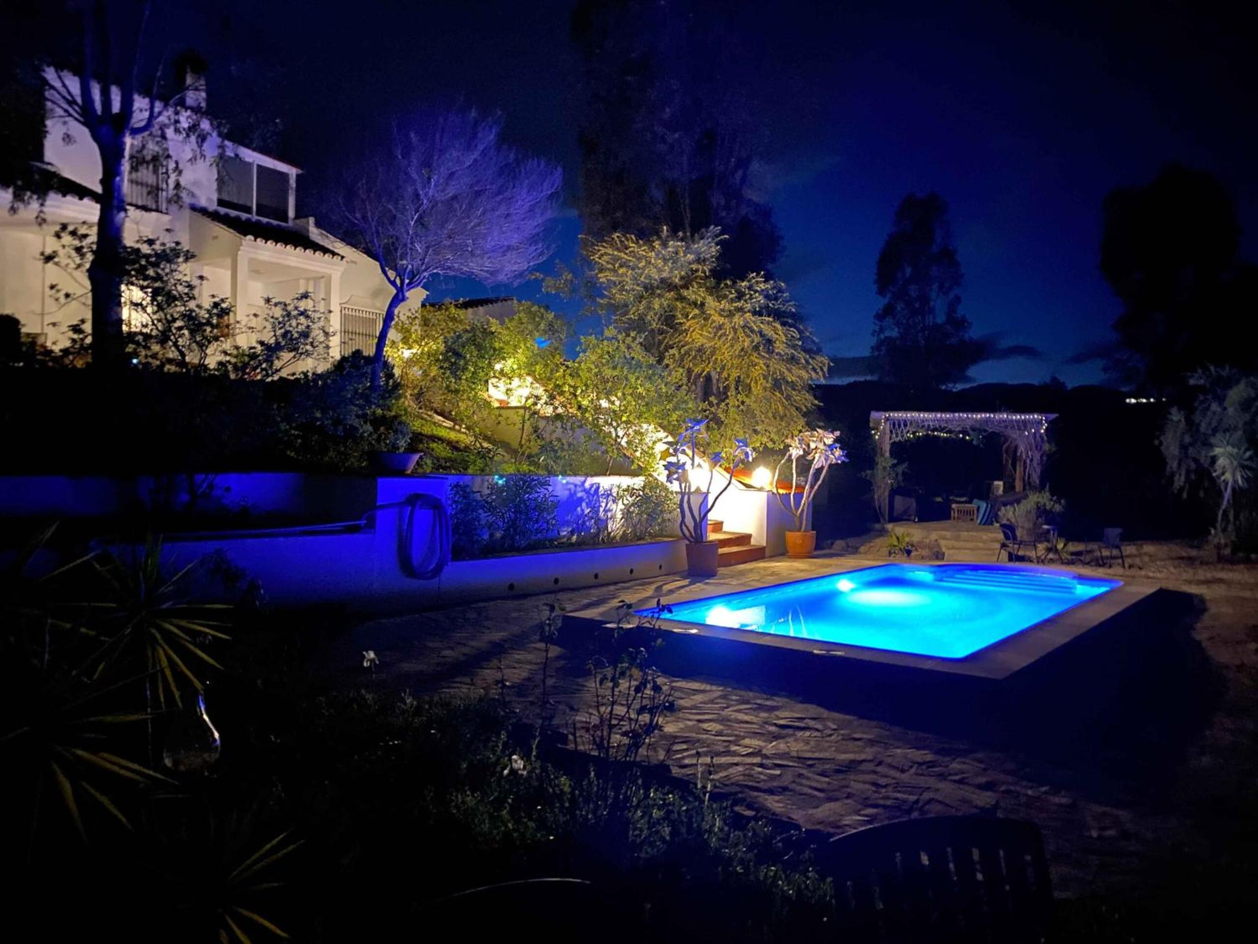 La Rústica en Viñuela, piscina privada