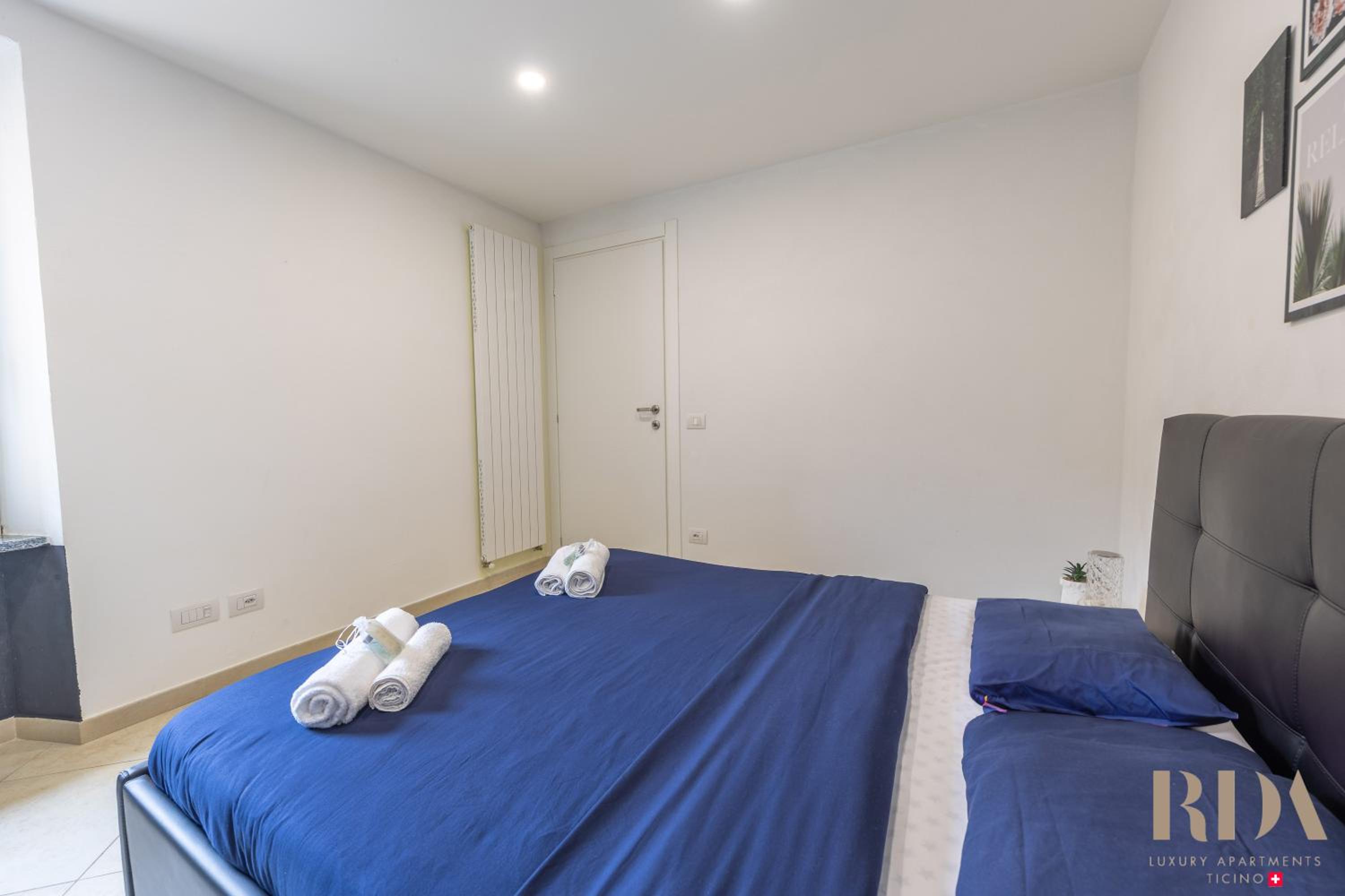 Bella Vista RDA Luxury Apartments vista lago parking