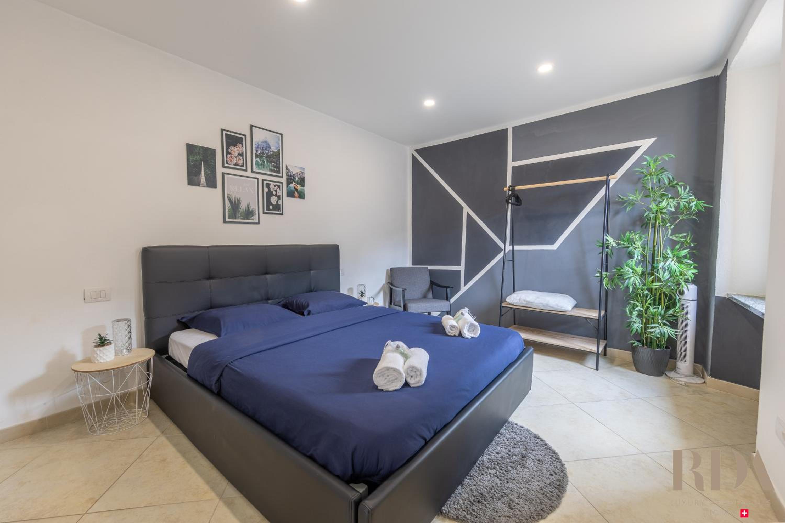 Bella Vista RDA Luxury Apartments vista lago parking
