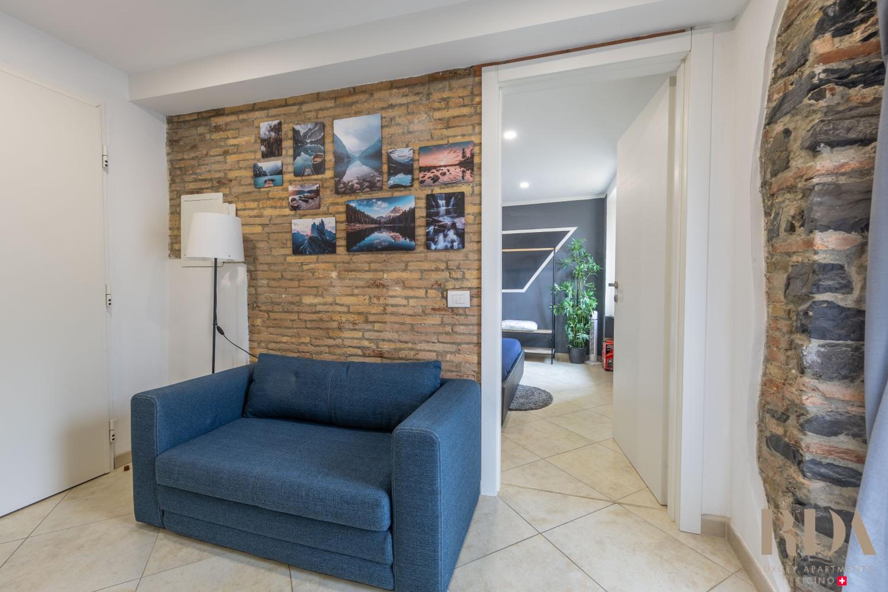 Bella Vista RDA Luxury Apartments vista lago parking