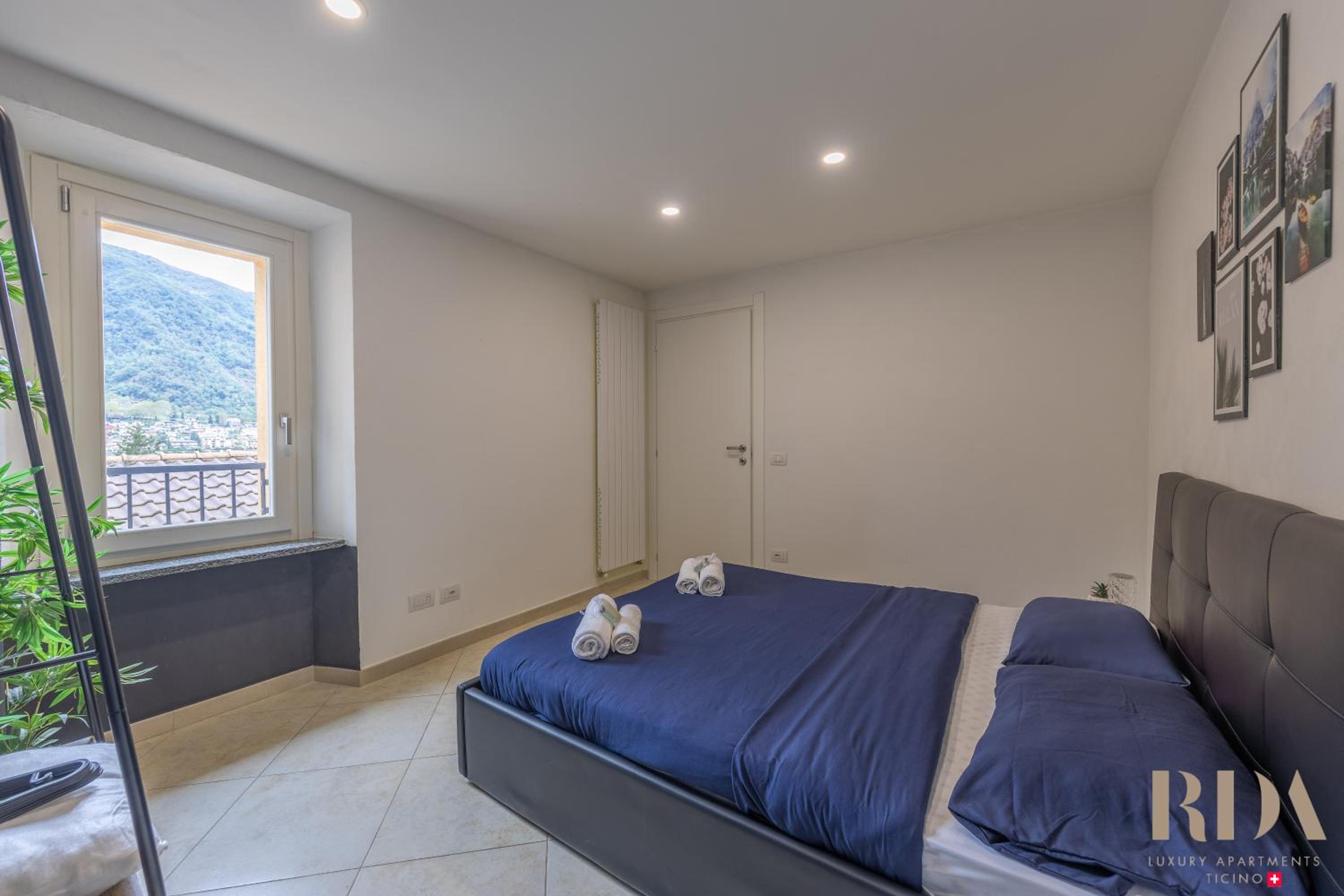 Bella Vista RDA Luxury Apartments vista lago parking