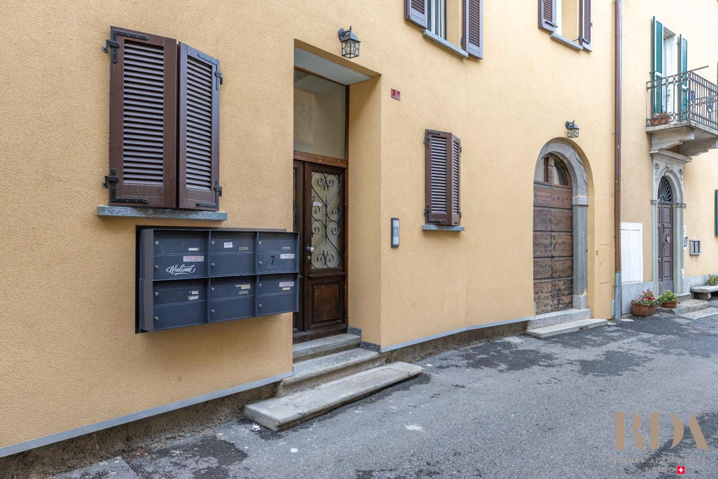Bella Vista RDA Luxury Apartments vista lago parking