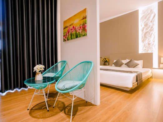 Lá Homestay Huế family room view 5