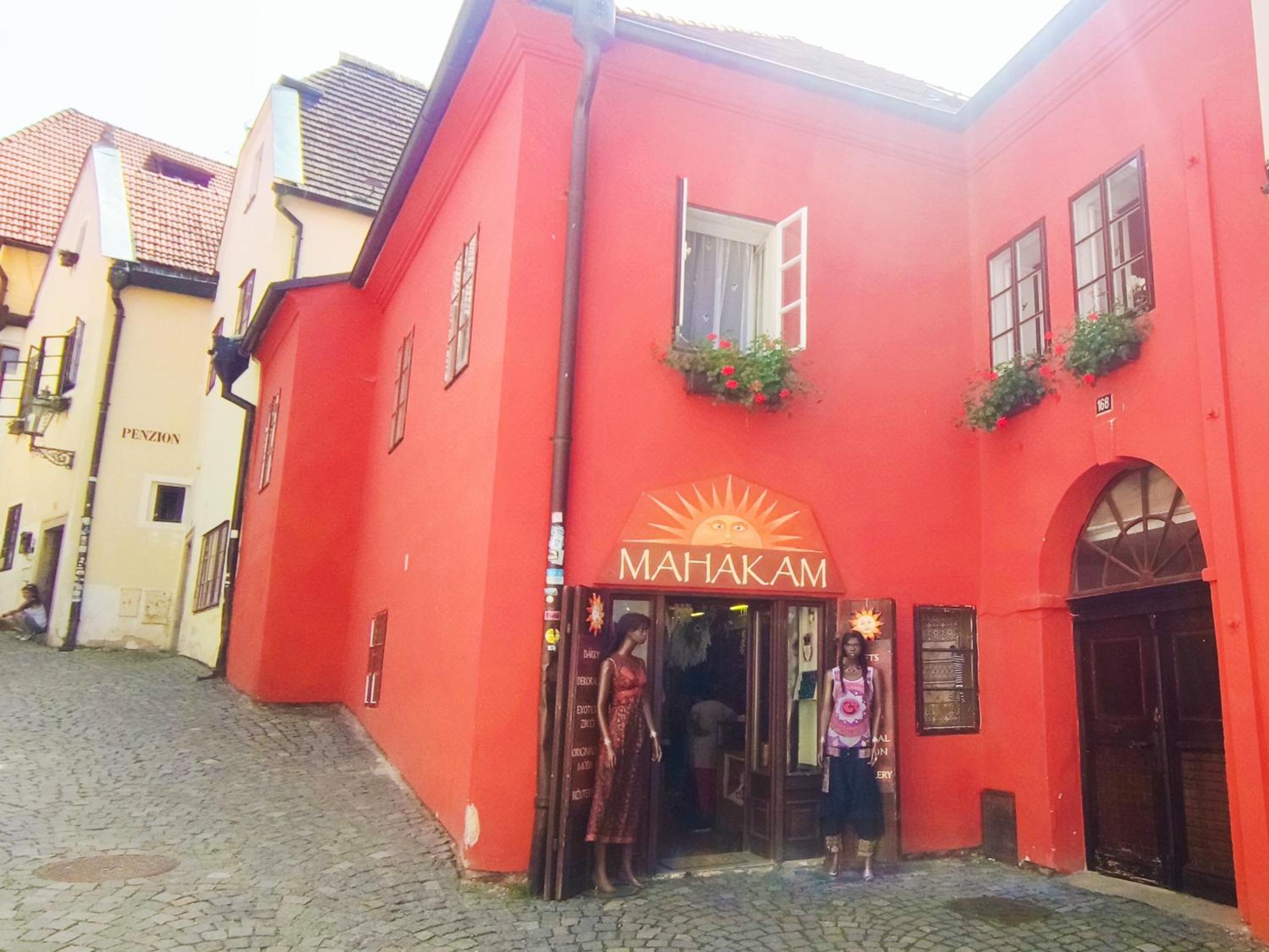 Old Town Living Apartments
