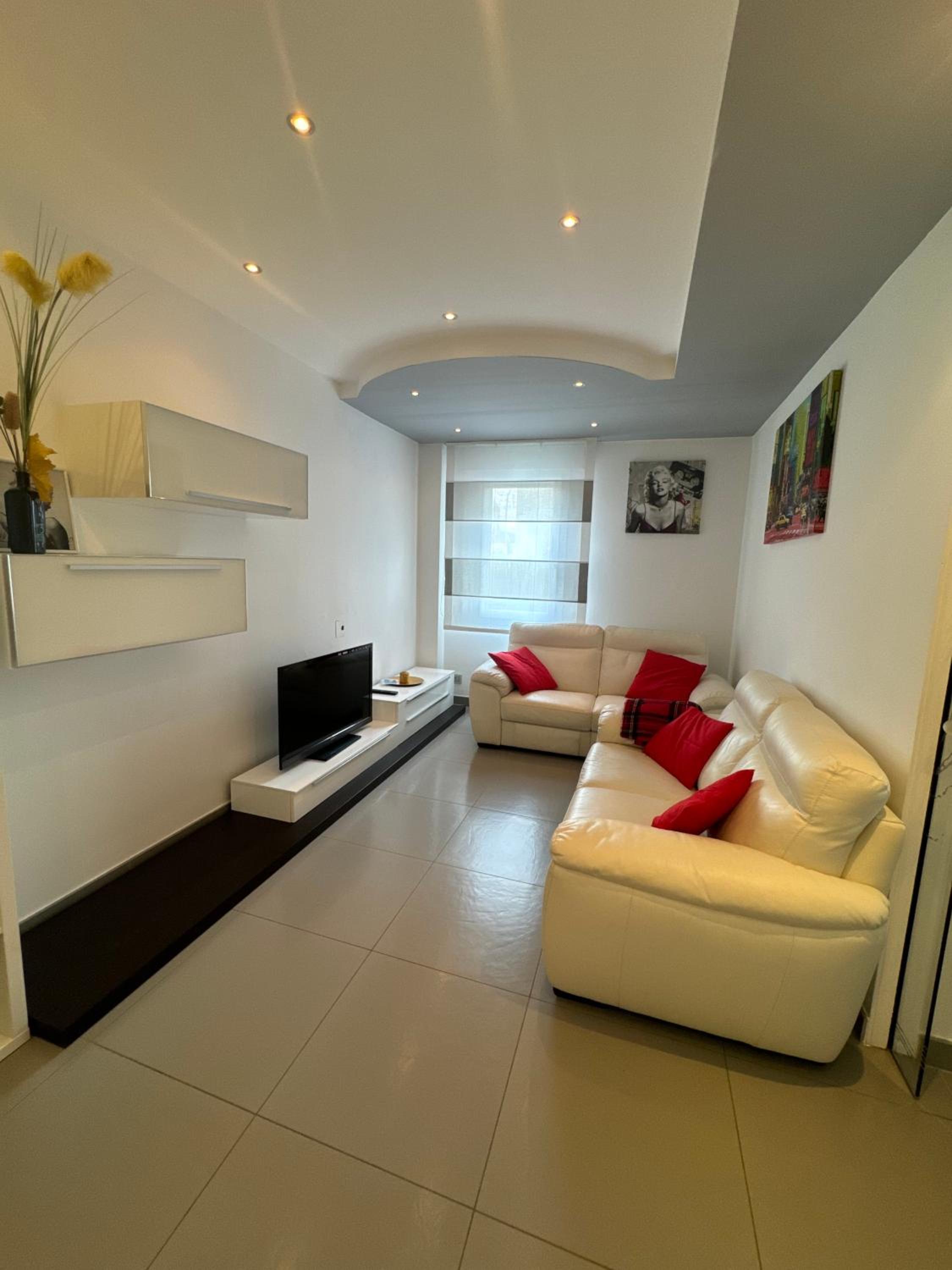 App4rent Grey - family apartment view 2