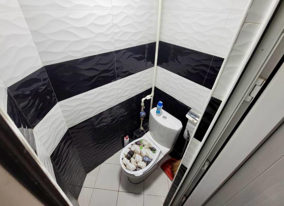 Private Rooms in Family Guesthouse