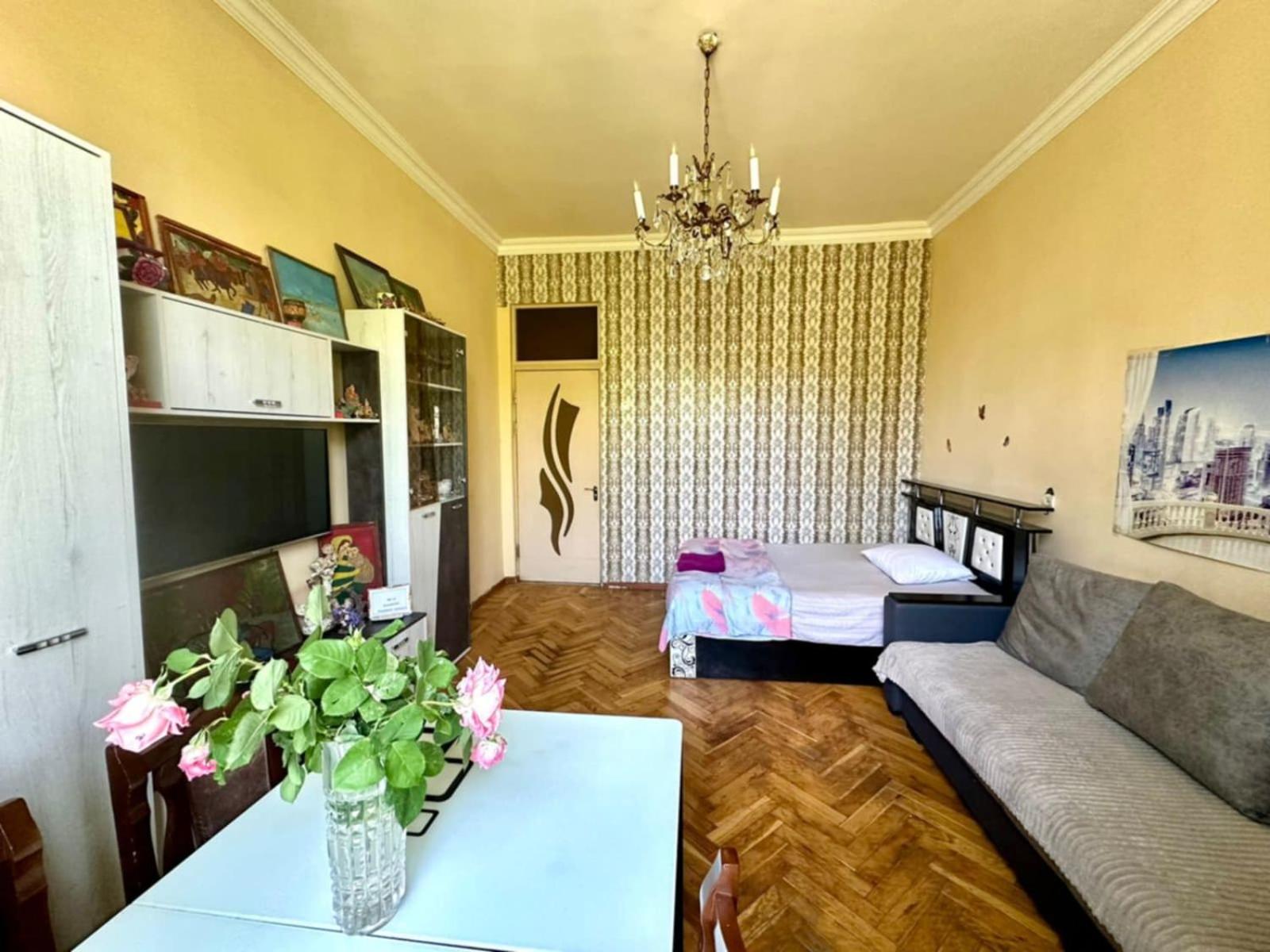 Private Rooms in Family Guesthouse