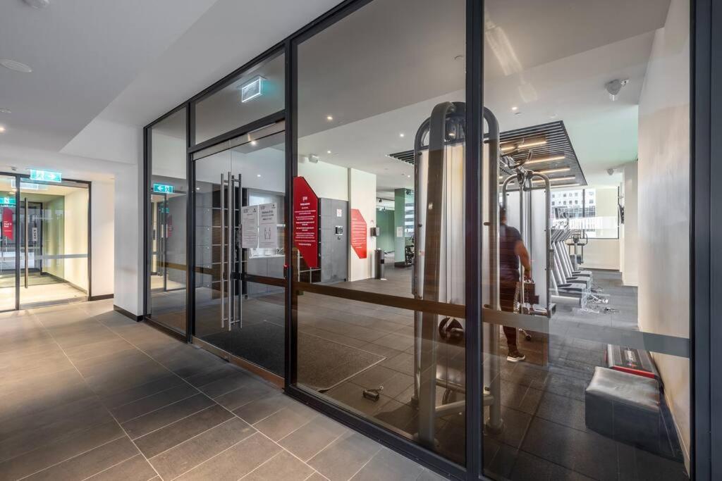 Welcoming CBD Park Views Retreat
