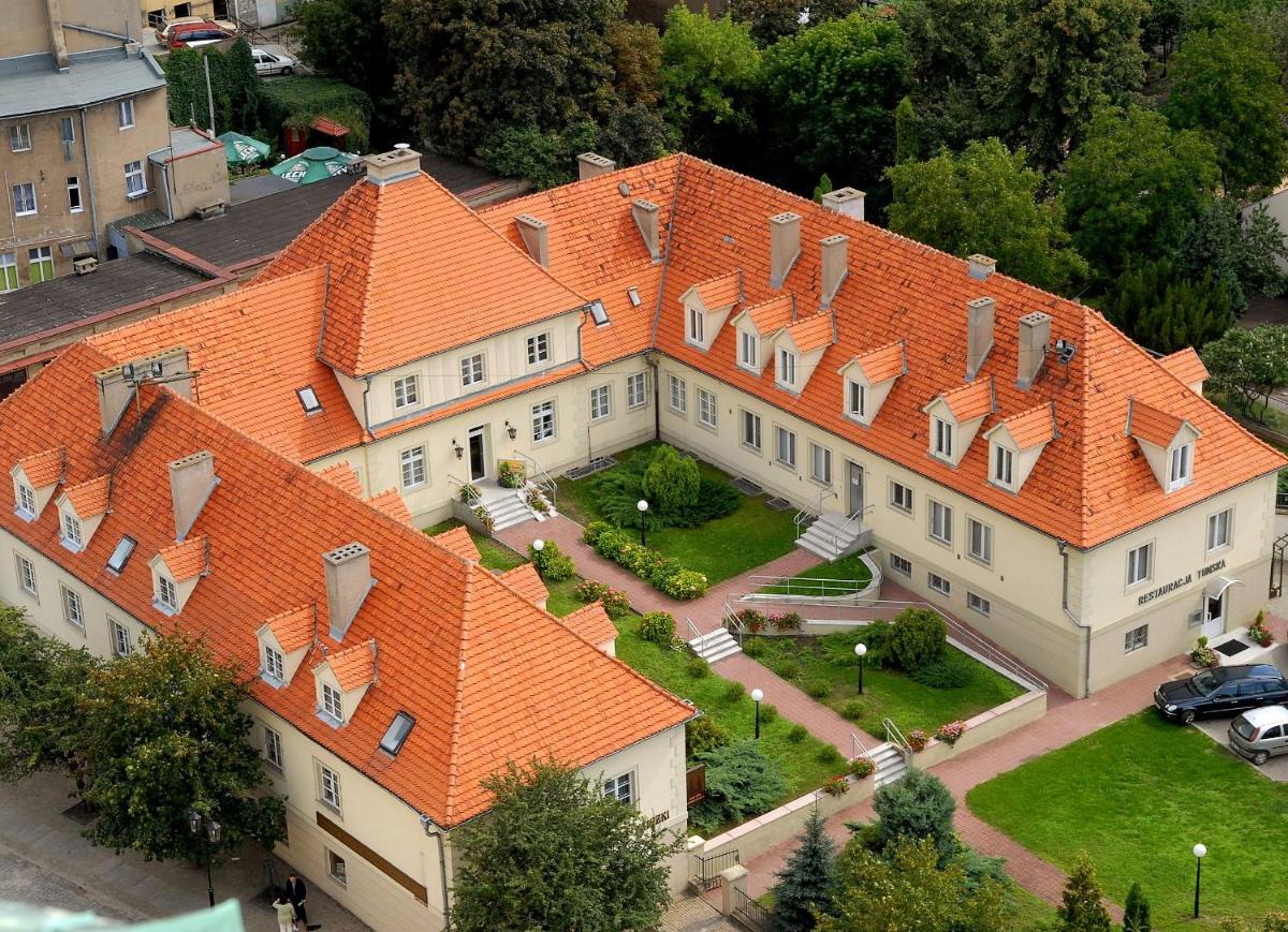 hotel building