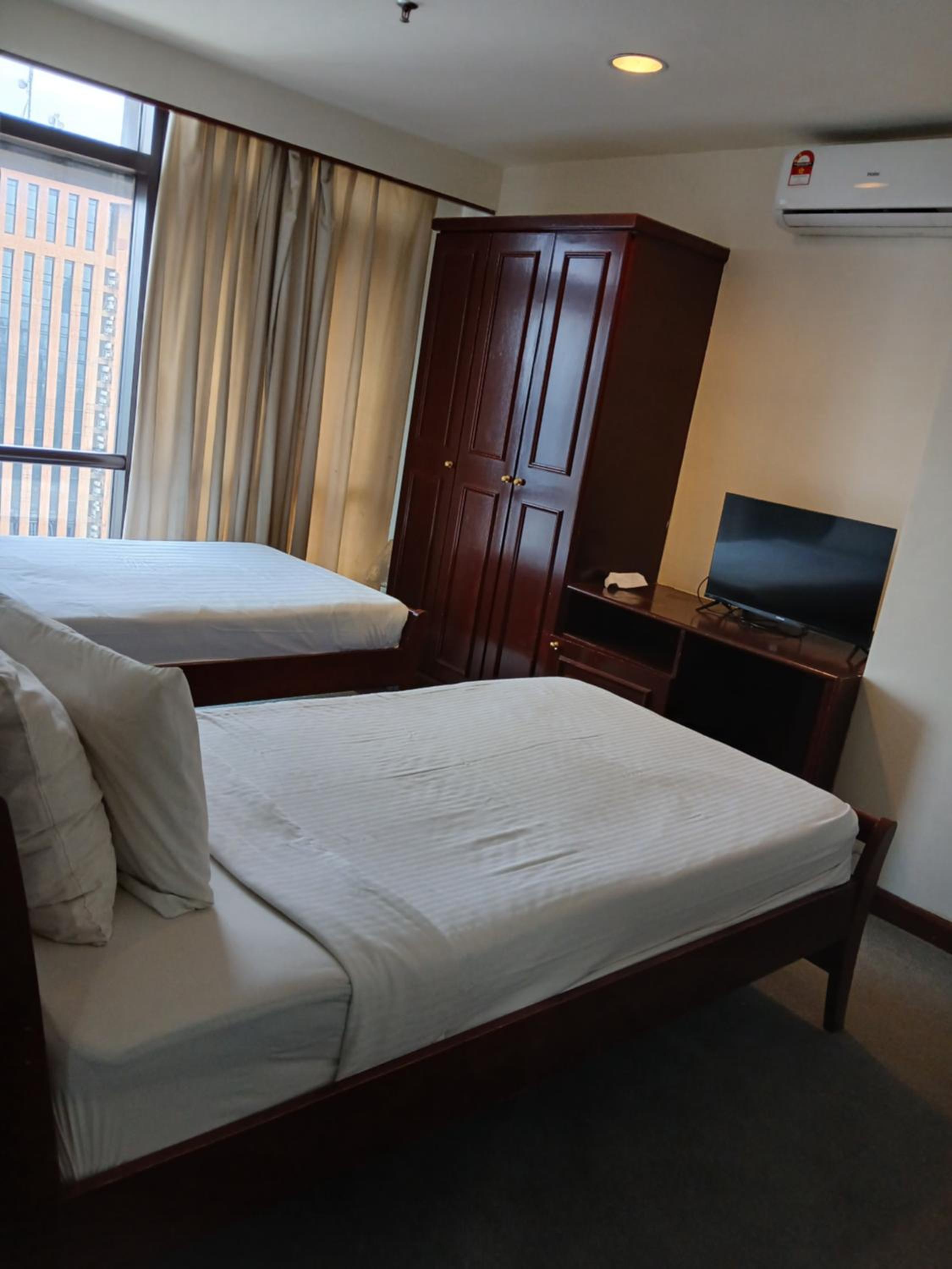 Gorgeous service suite at Imbi