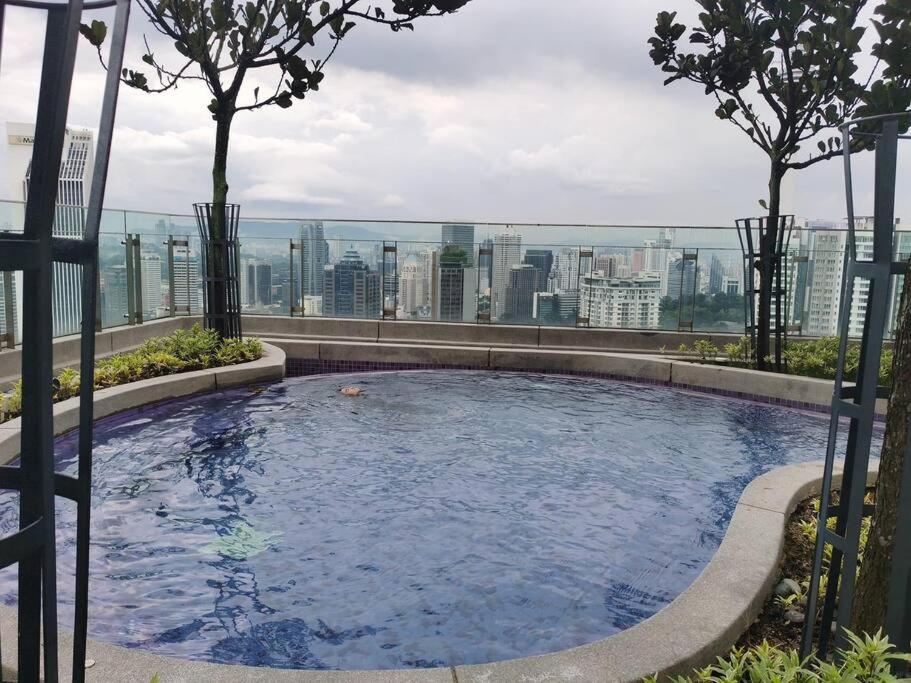 Apartment Bukit Bintang 1R1B The Robertson GMBB