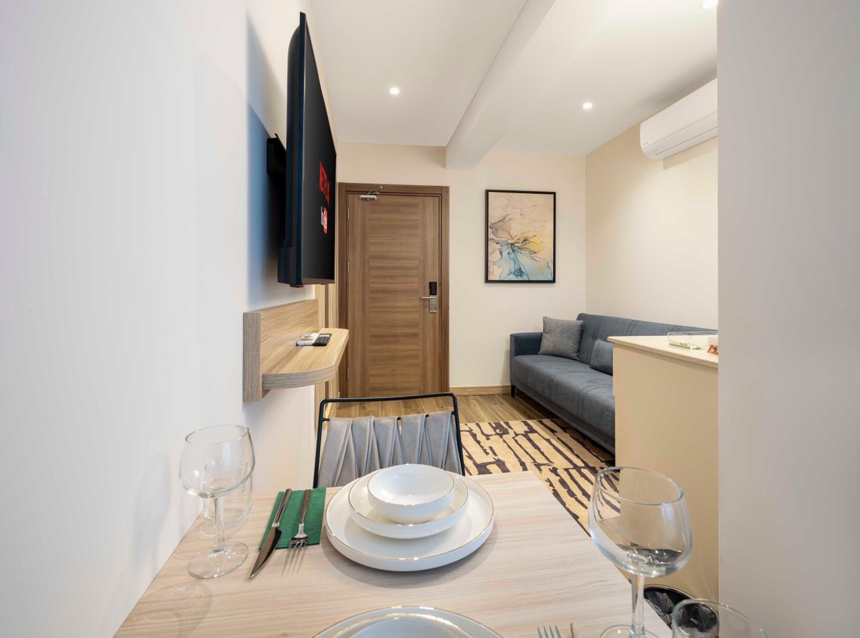 The Capri Hotel Osmanbey - Image 23