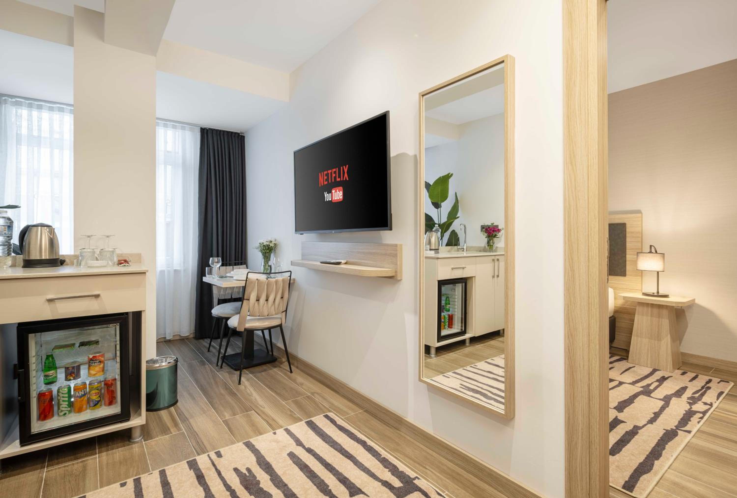 The Capri Hotel Osmanbey - Image 17