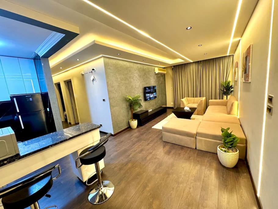 Spacious Luxury Apartment at Madinaty 6Guests & 5G wifi