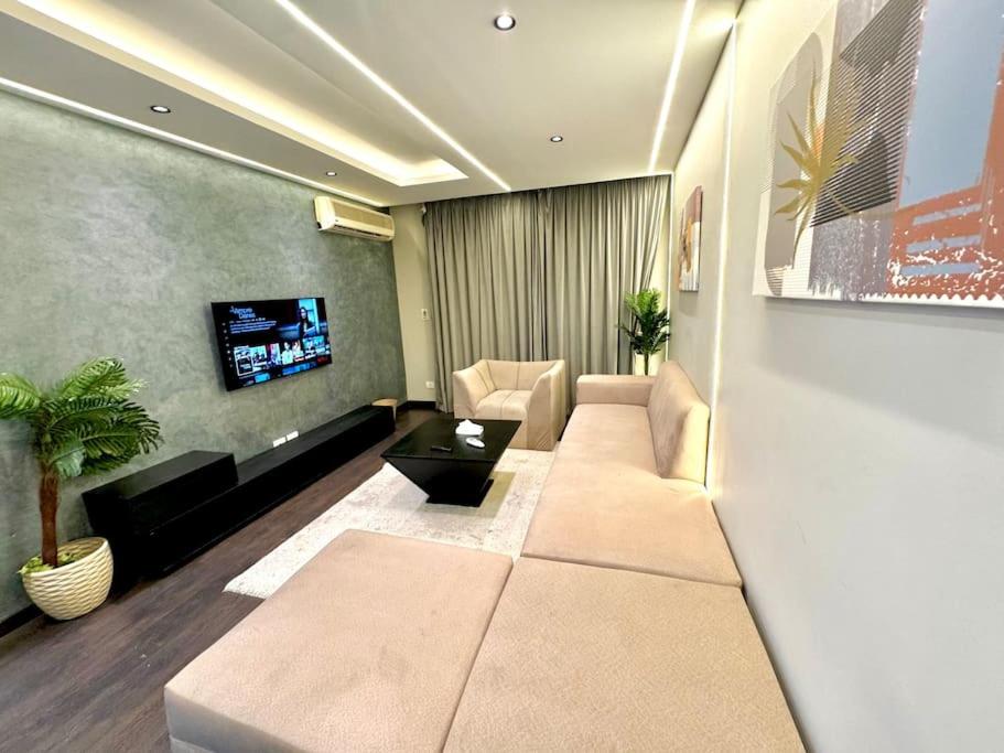 Spacious Luxury Apartment at Madinaty 6Guests & 5G wifi
