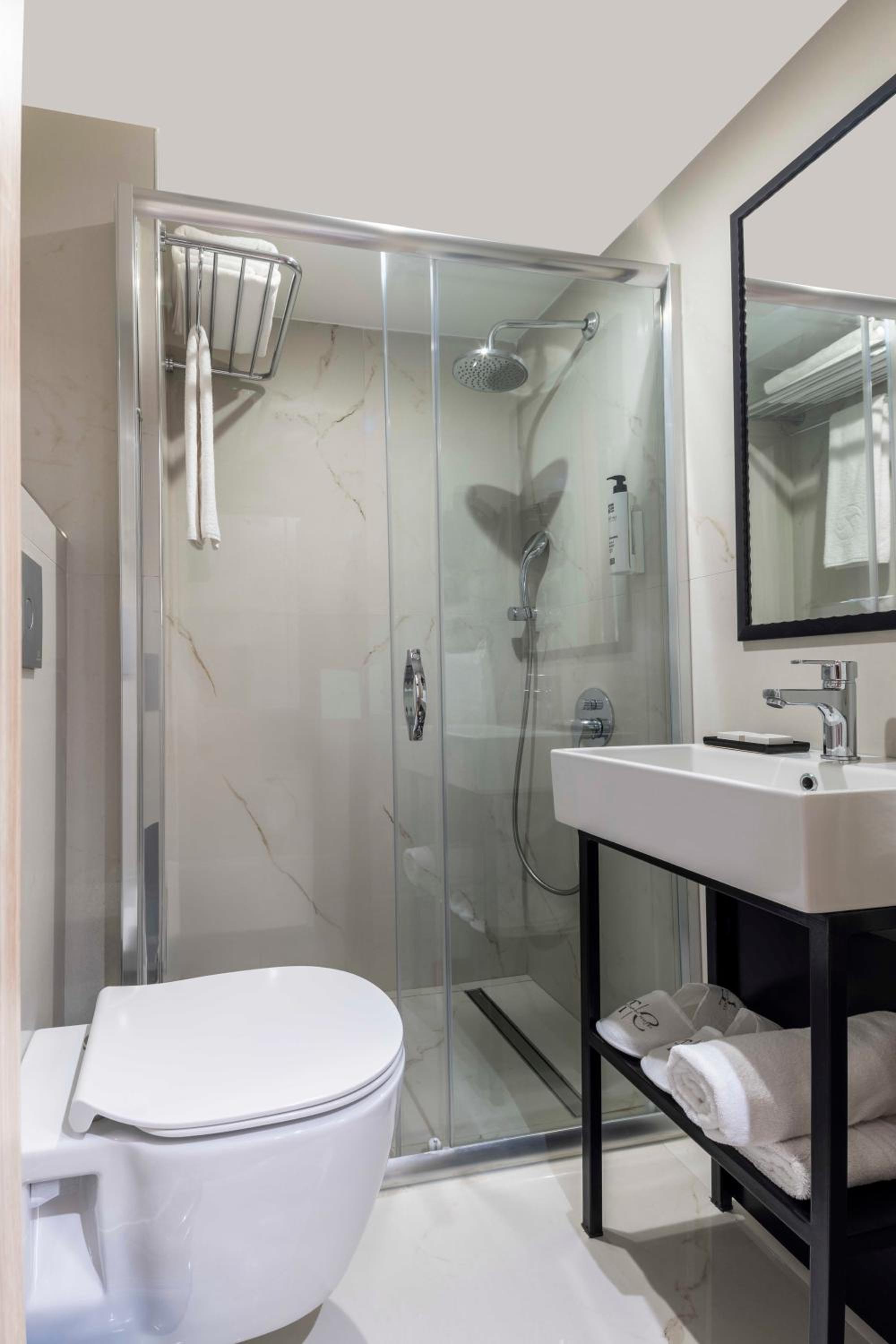 The Capri Hotel Osmanbey - Image 38