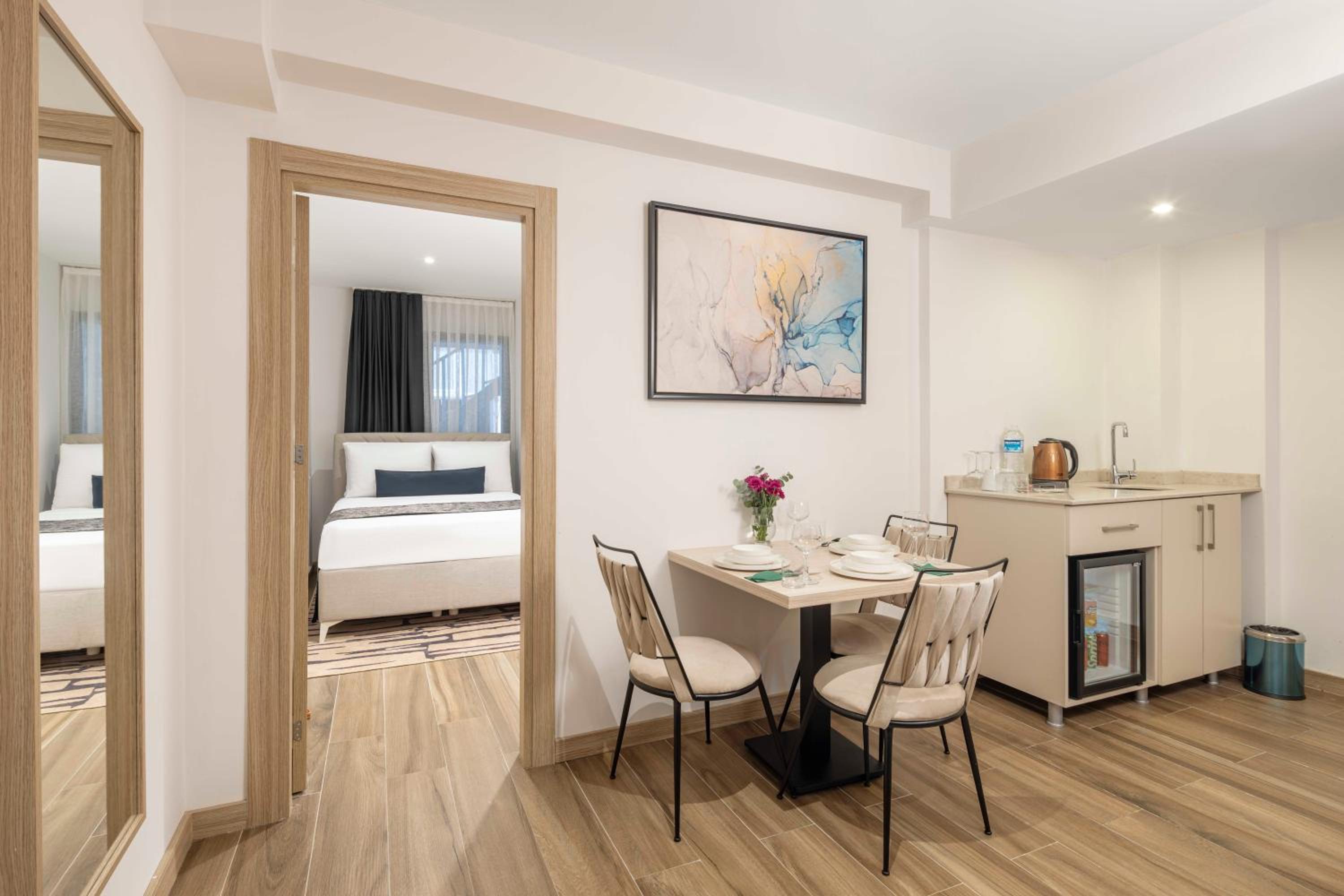 The Capri Hotel Osmanbey - Image 36