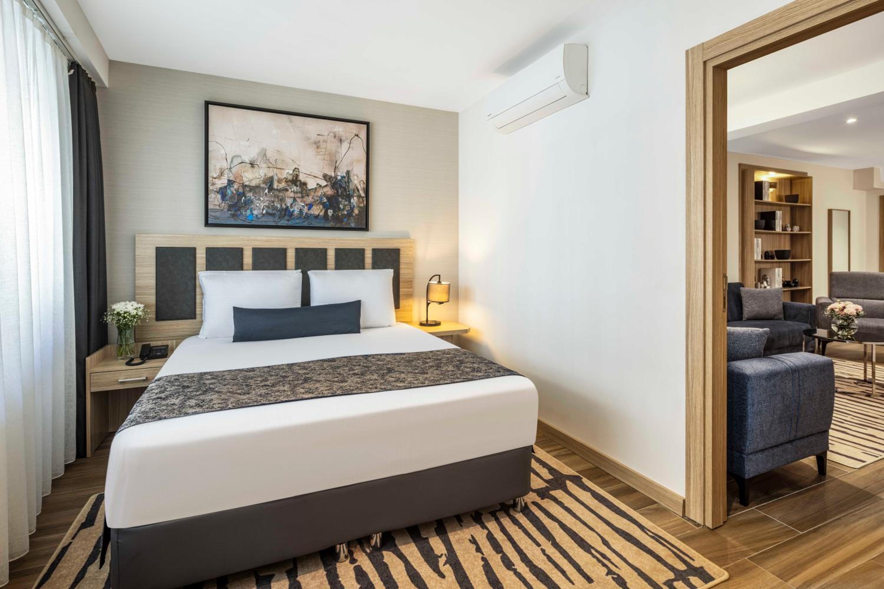 The Capri Hotel Osmanbey - Image 32