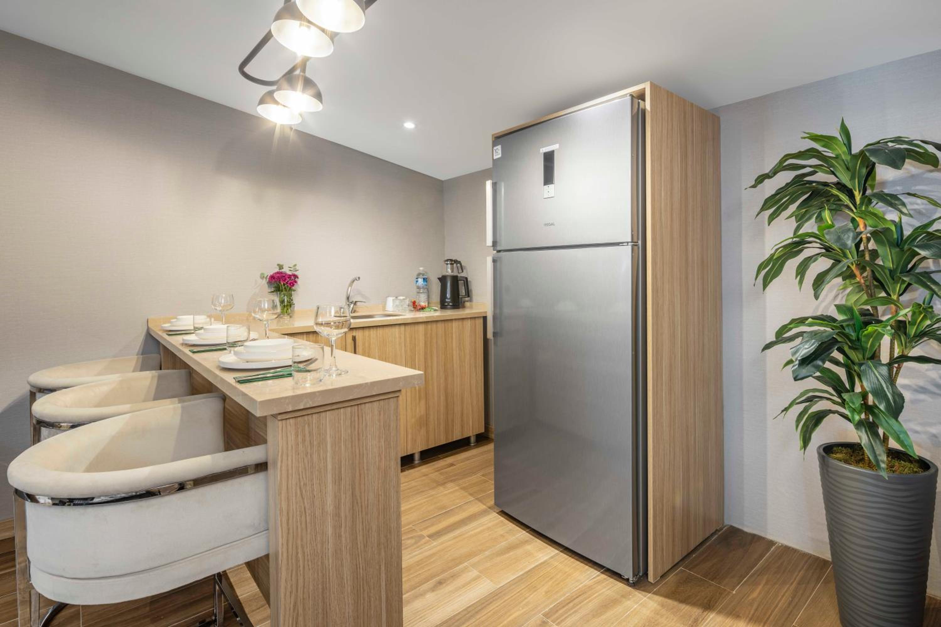 The Capri Hotel Osmanbey - Image 68