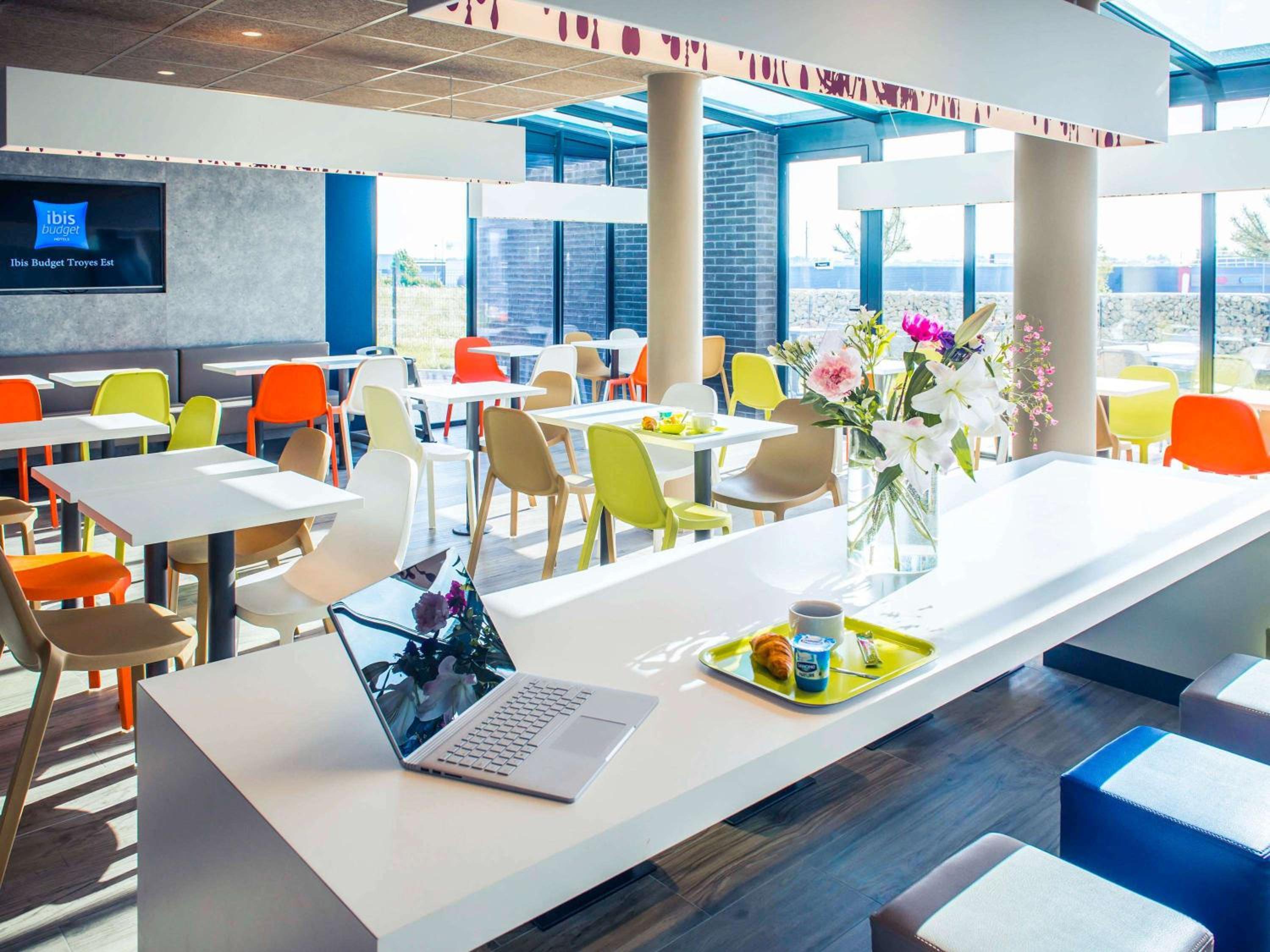 Photo 65