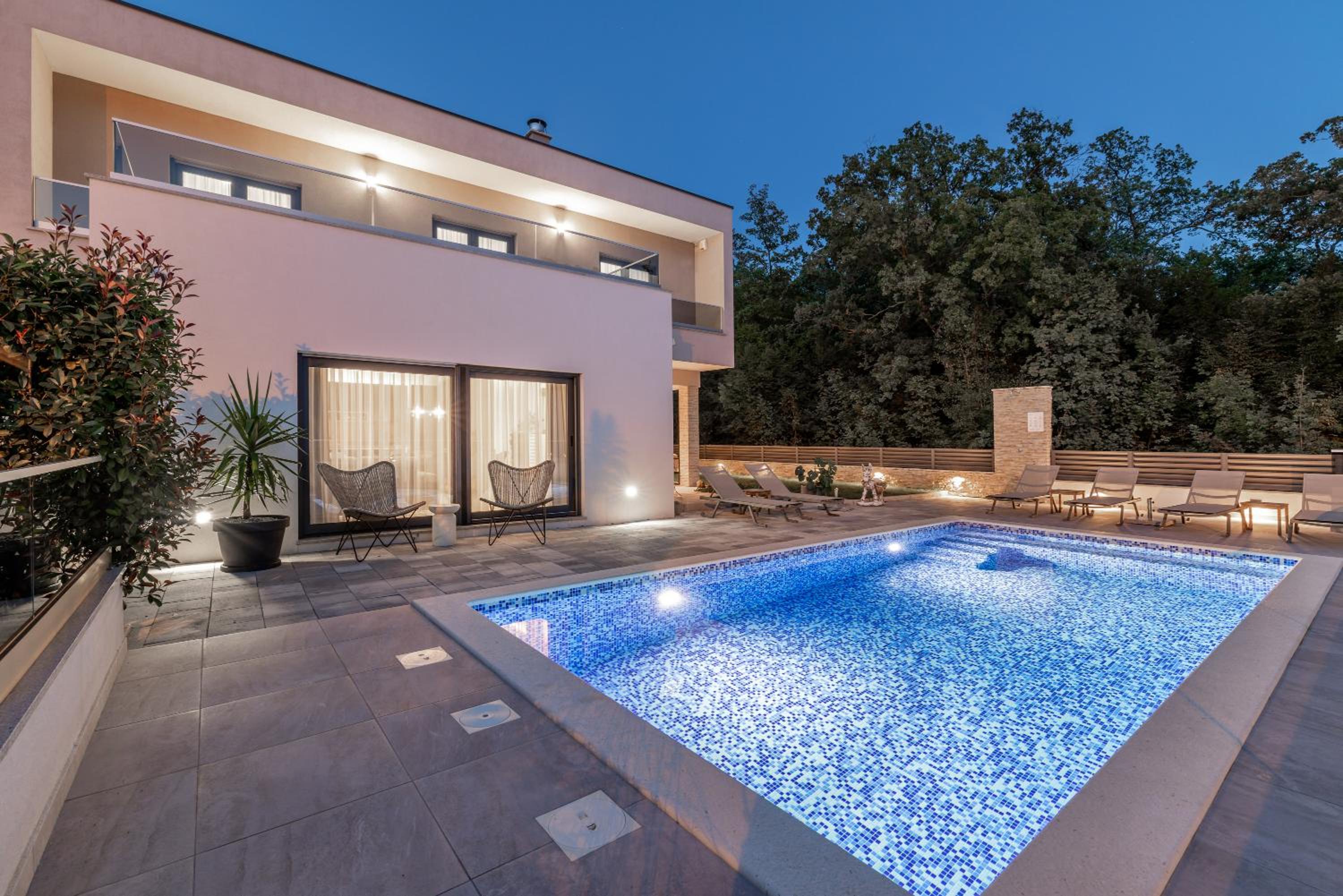 Luxury Villa Oriolus, heated pool, sauna, Split view 4