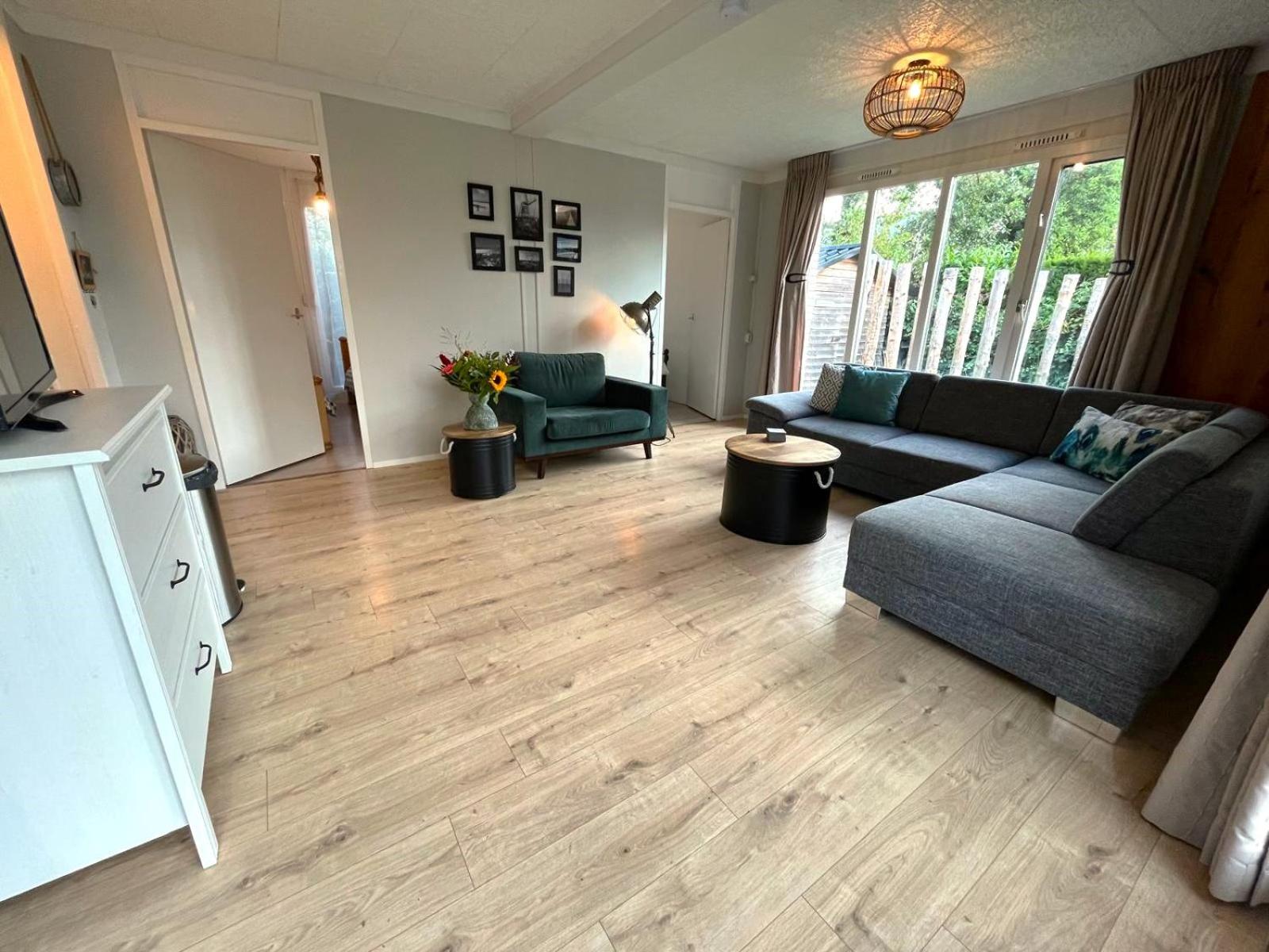 Zomerbungalow Veerse Meer view 3
