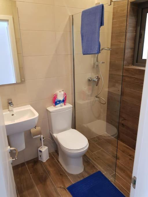 Modern,1 bedroom Seafront apt in St Paul's Bay 3 photo 4