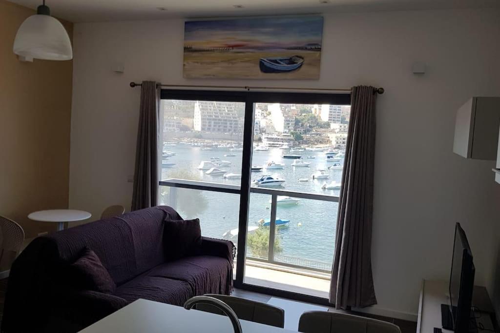 Modern,1 bedroom Seafront apt in St Paul's Bay 3 photo 5