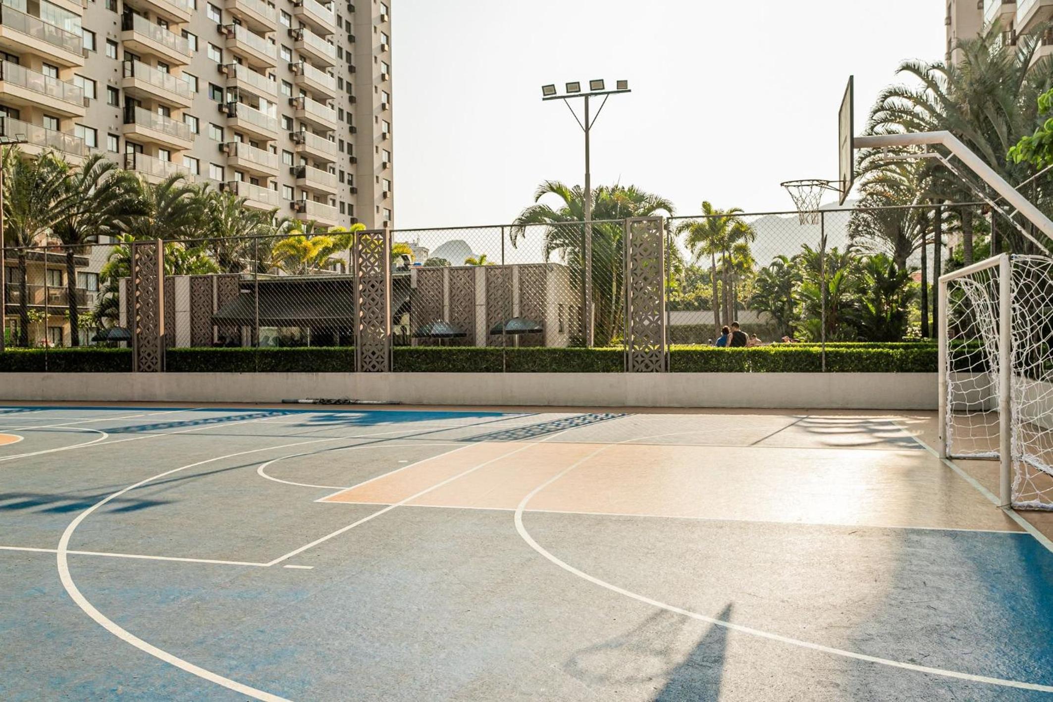 Barra Buzz - 4 Hóspedes, Conforto e Piscina
