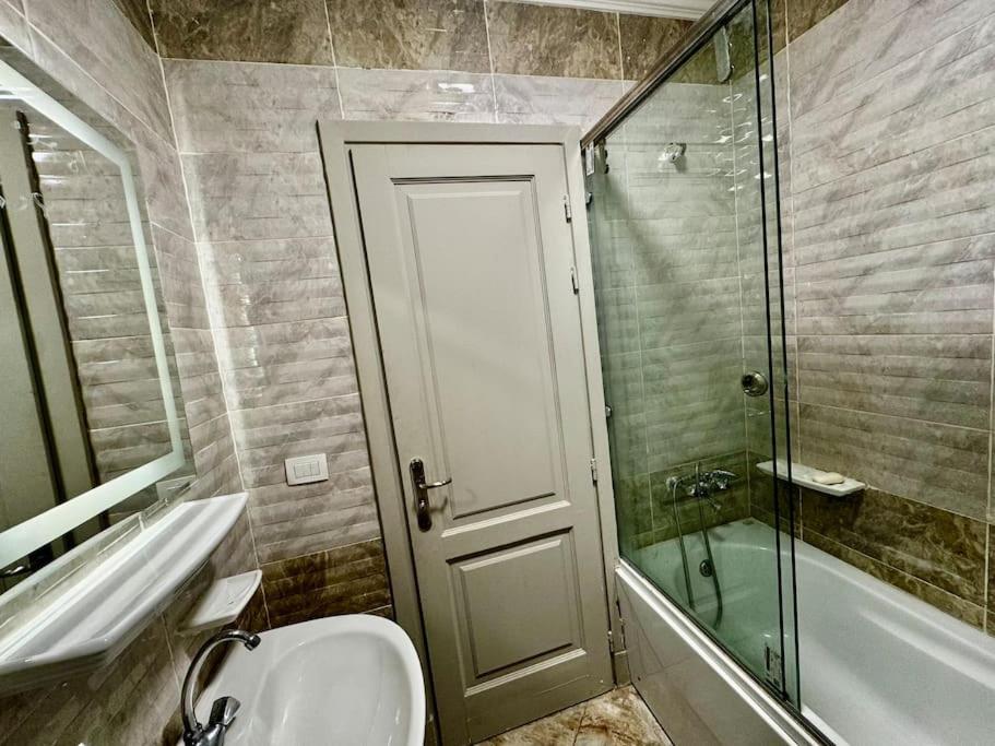 Haven seekers 3BR Apt at Madinaty world class compound