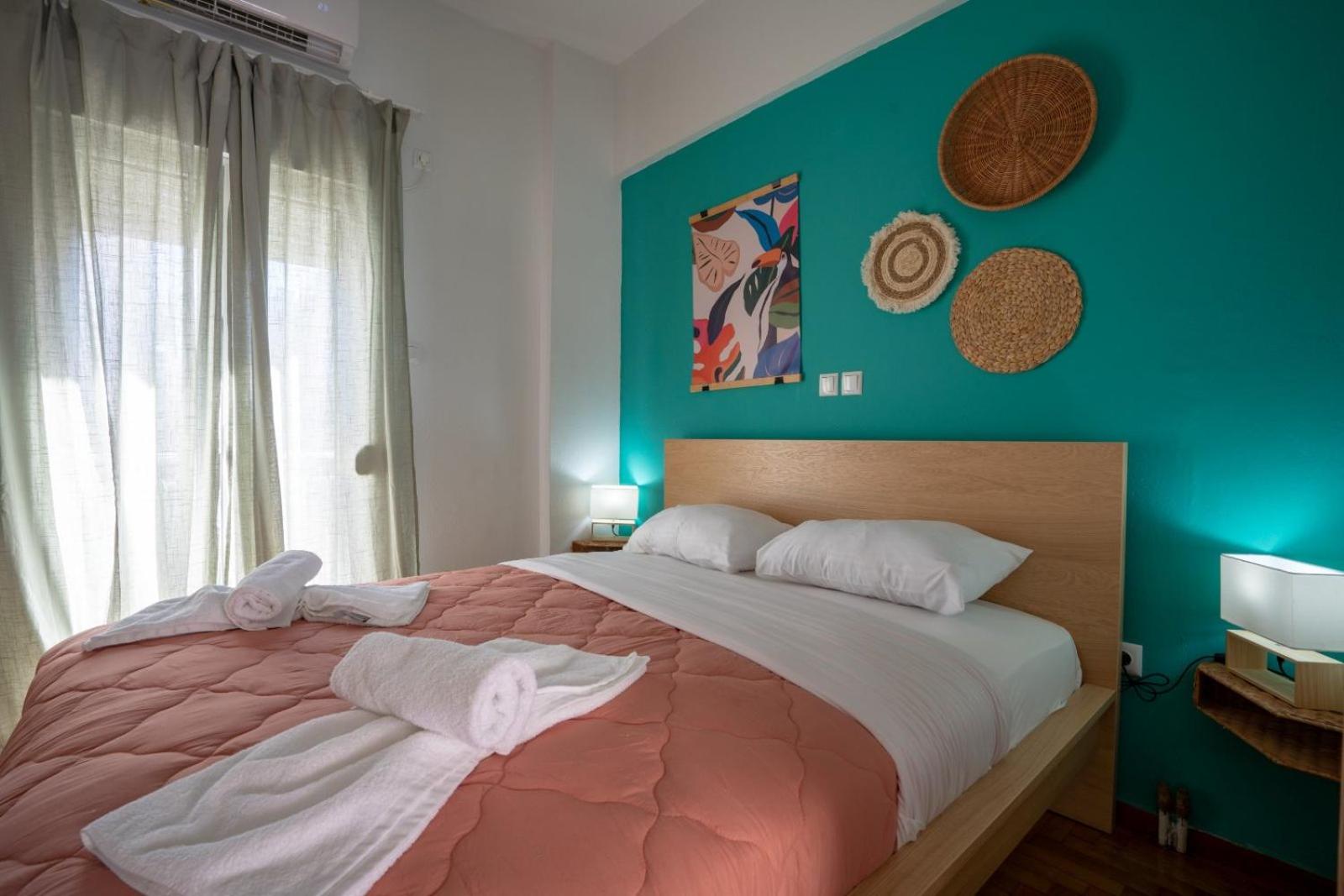Apartment with City View in Piraeus