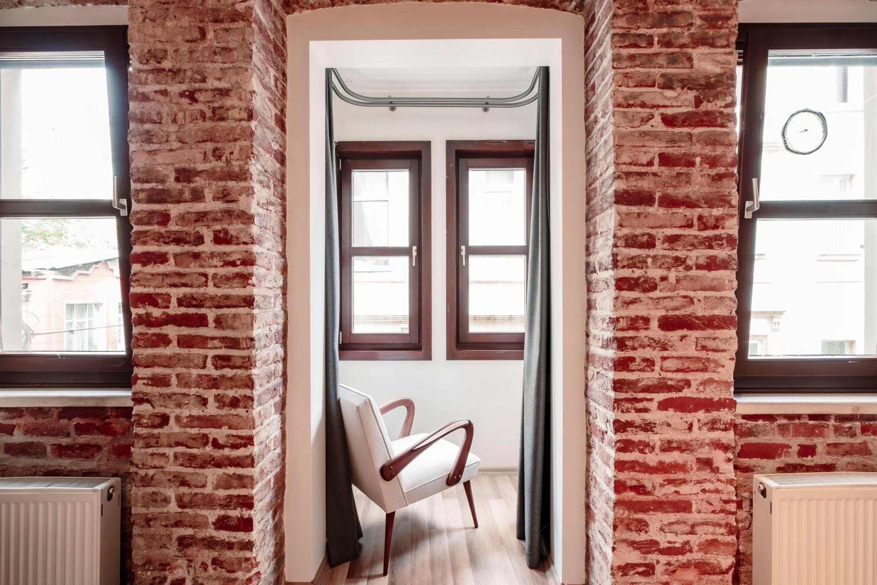 Homie Suites - Modern Apartments Nearby Istıklal Street & Galata Tower