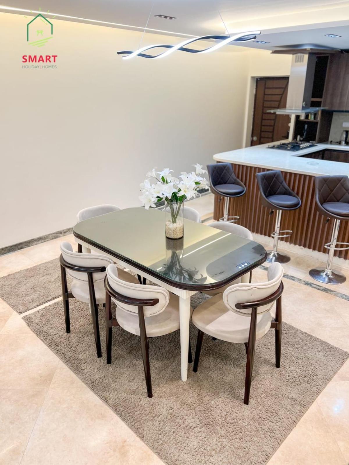 eg-b-202 2bedroom with balcony in Albahr ALazam