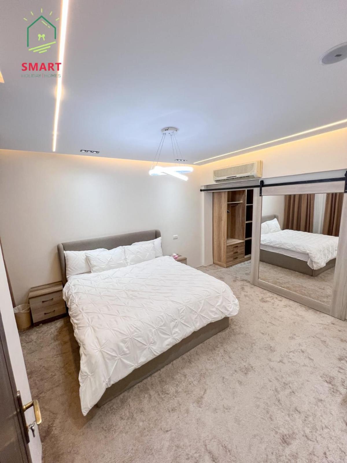 eg-b-202 2bedroom with balcony in Albahr ALazam