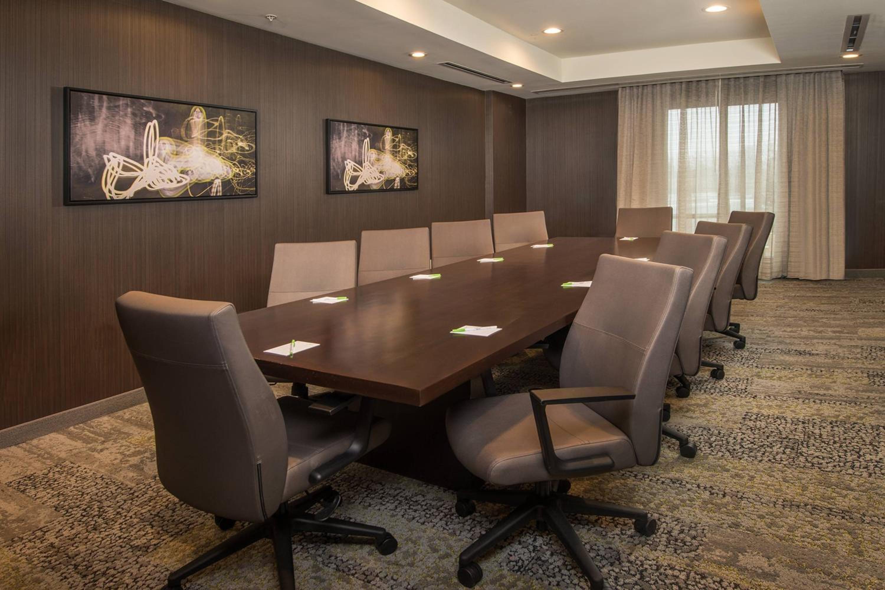 Hagerstown Vacations - Courtyard by Marriott Hagerstown - Property Image 17