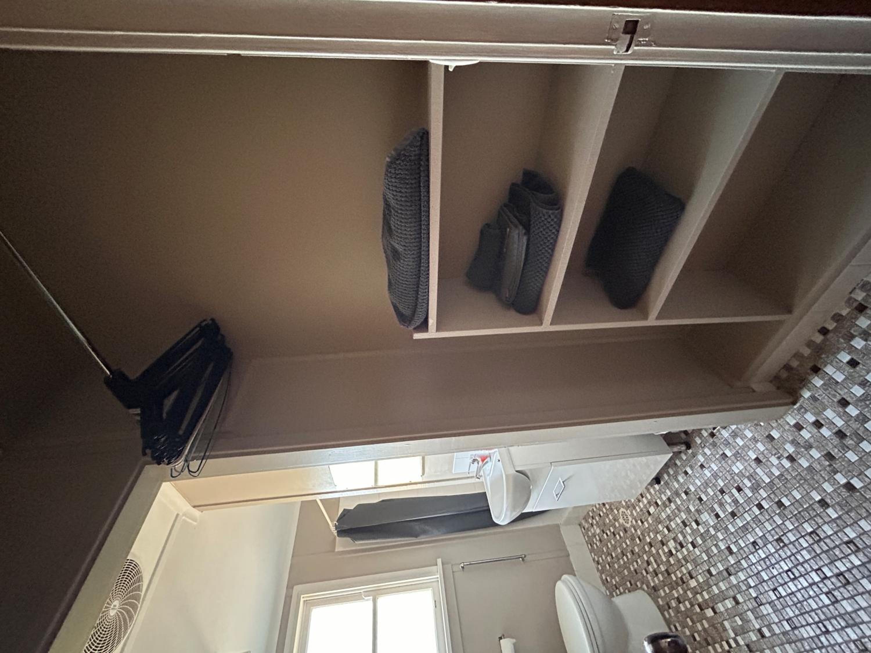 #1 Waddell Studio Apartment