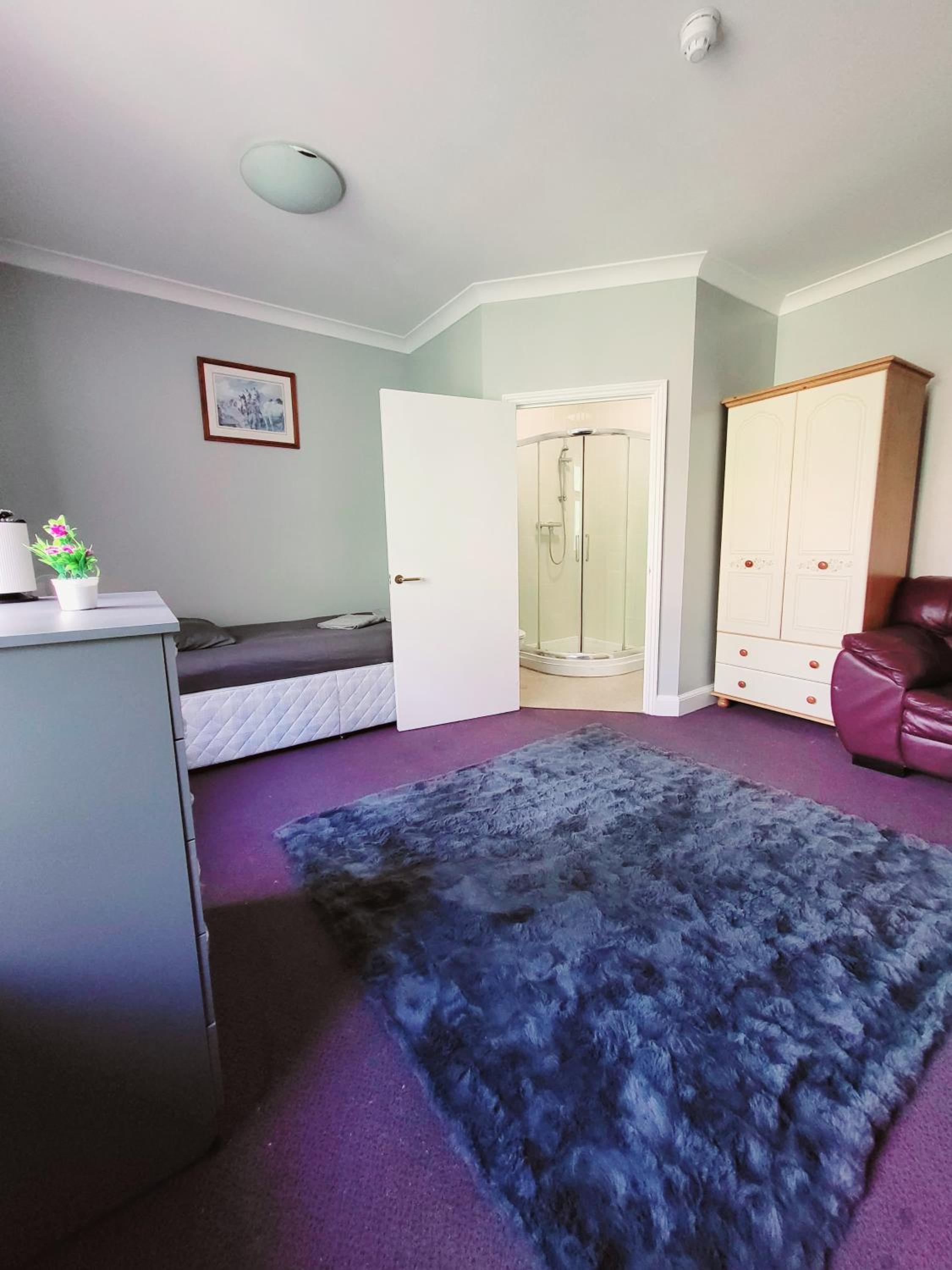 Norwich Vacations - Silver Road Deluxe Retreat in Norwich - Property Image 13