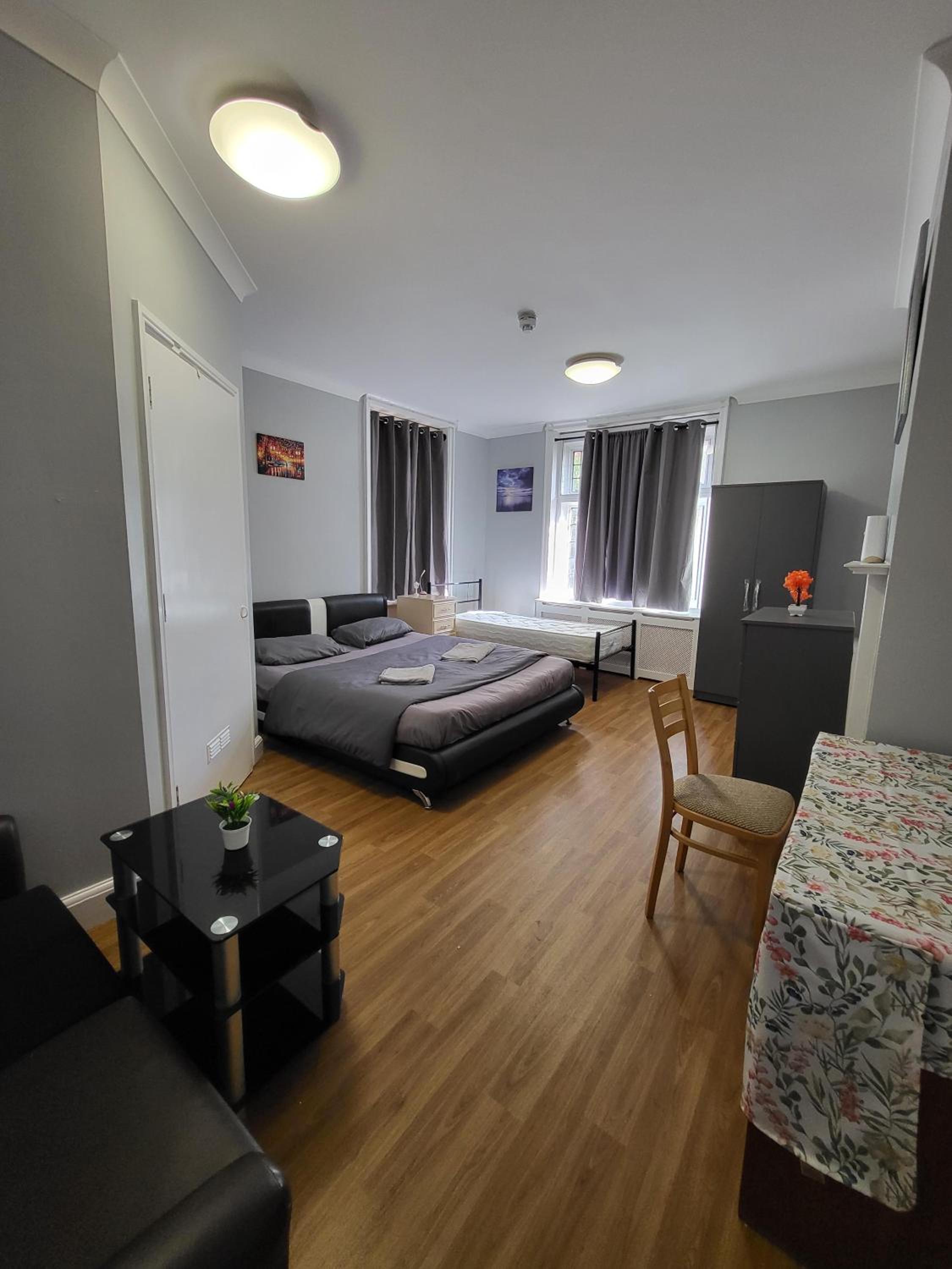 Norwich Vacations - Silver Road Deluxe Retreat in Norwich - Property Image 19