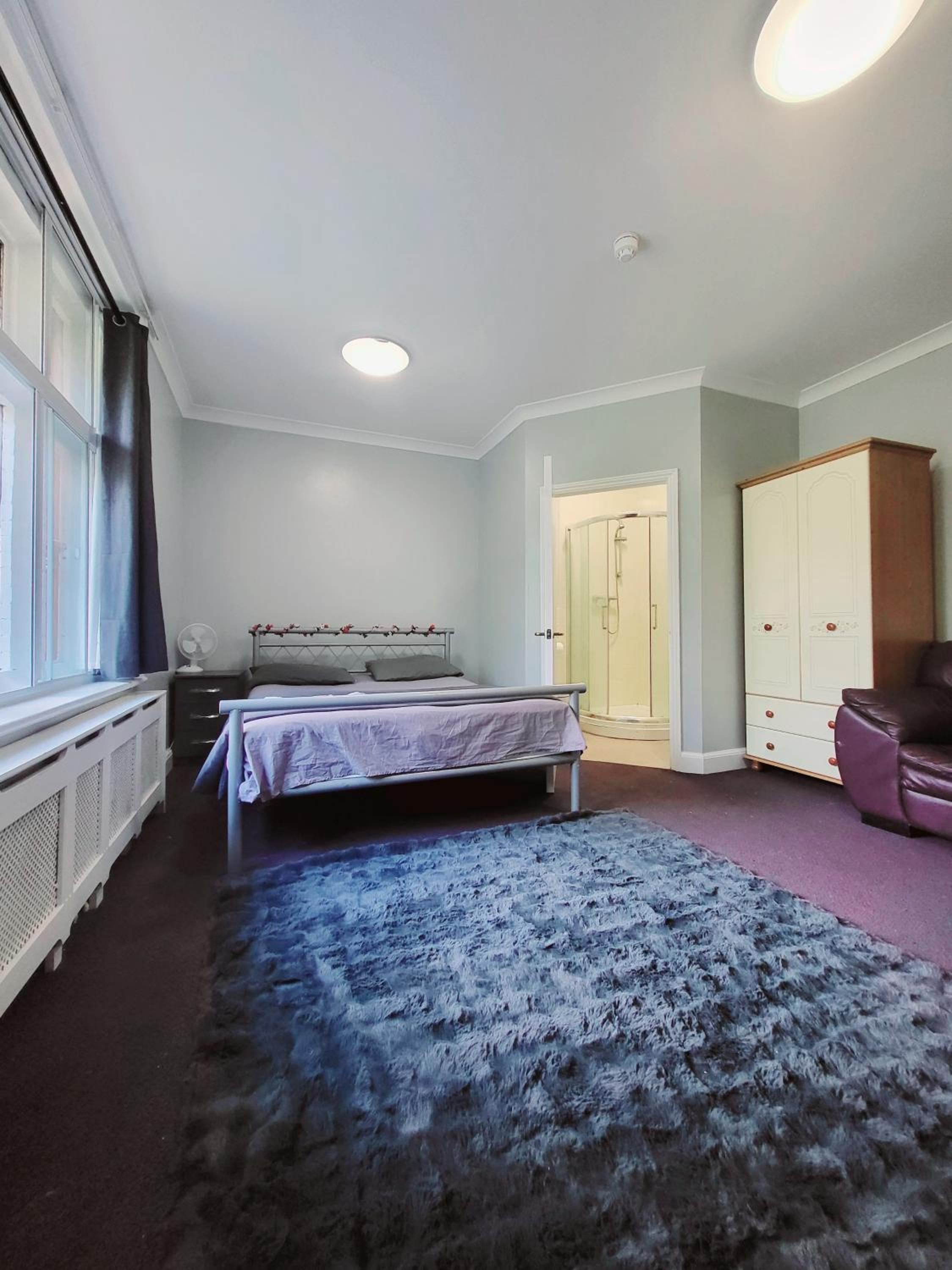 Norwich Vacations - Silver Road Deluxe Retreat in Norwich - Property Image 3