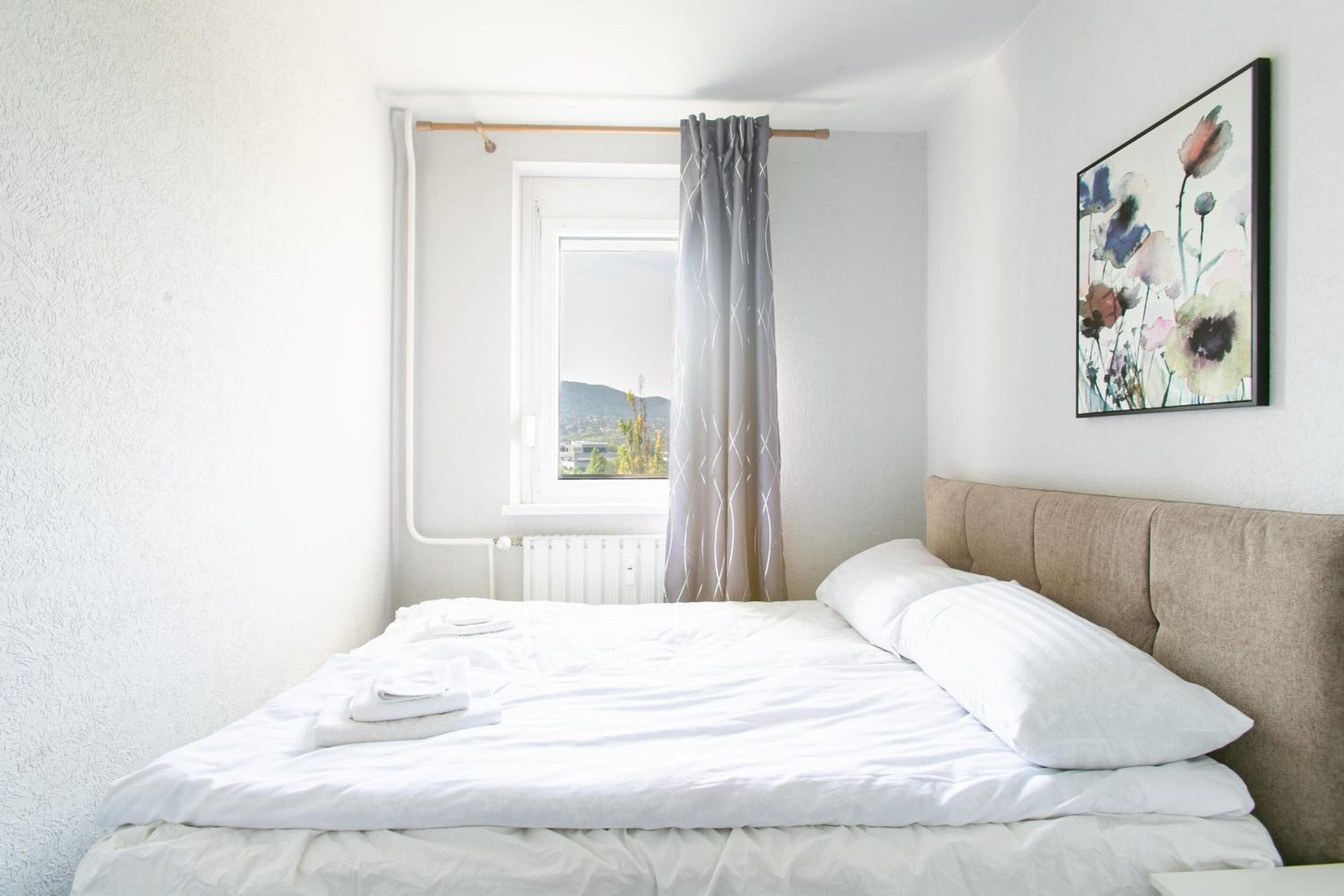 Buda Chill Cozy-stunning panorama from all windows view 3