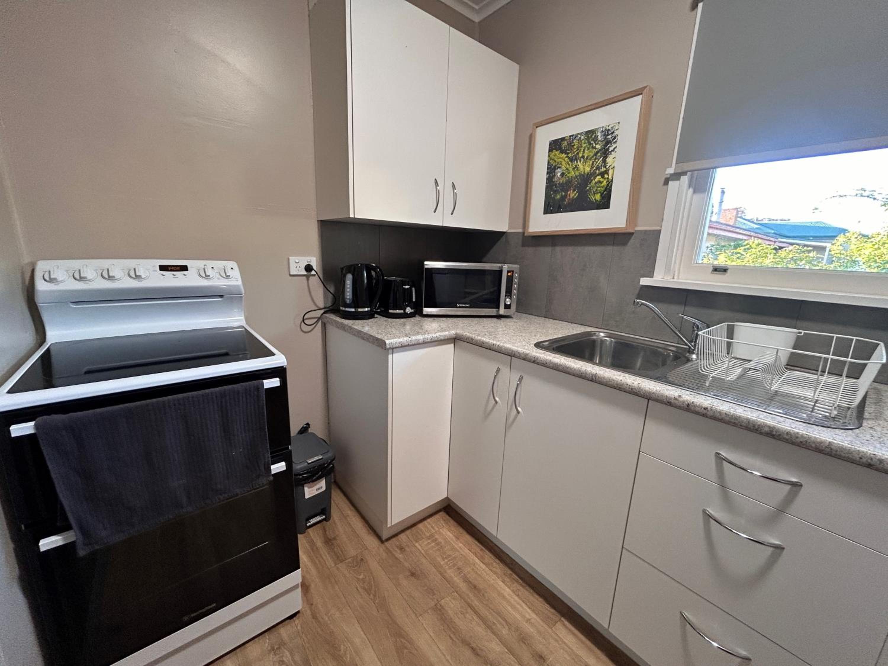 #1 Waddell Studio Apartment