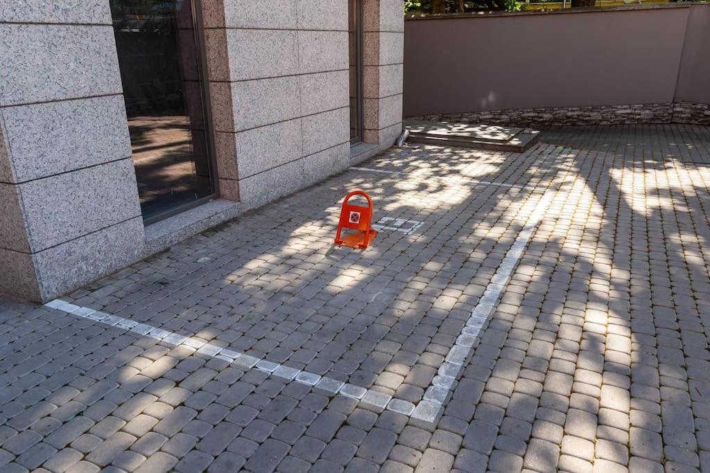 Center Apt - Free parking - Walk to Main Street