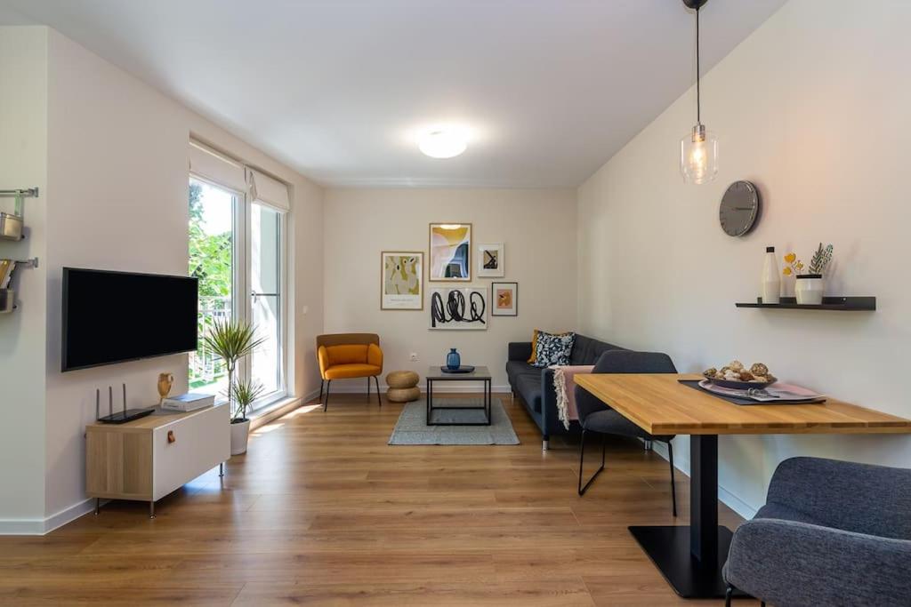 Center Apt - Free parking - Walk to Main Street