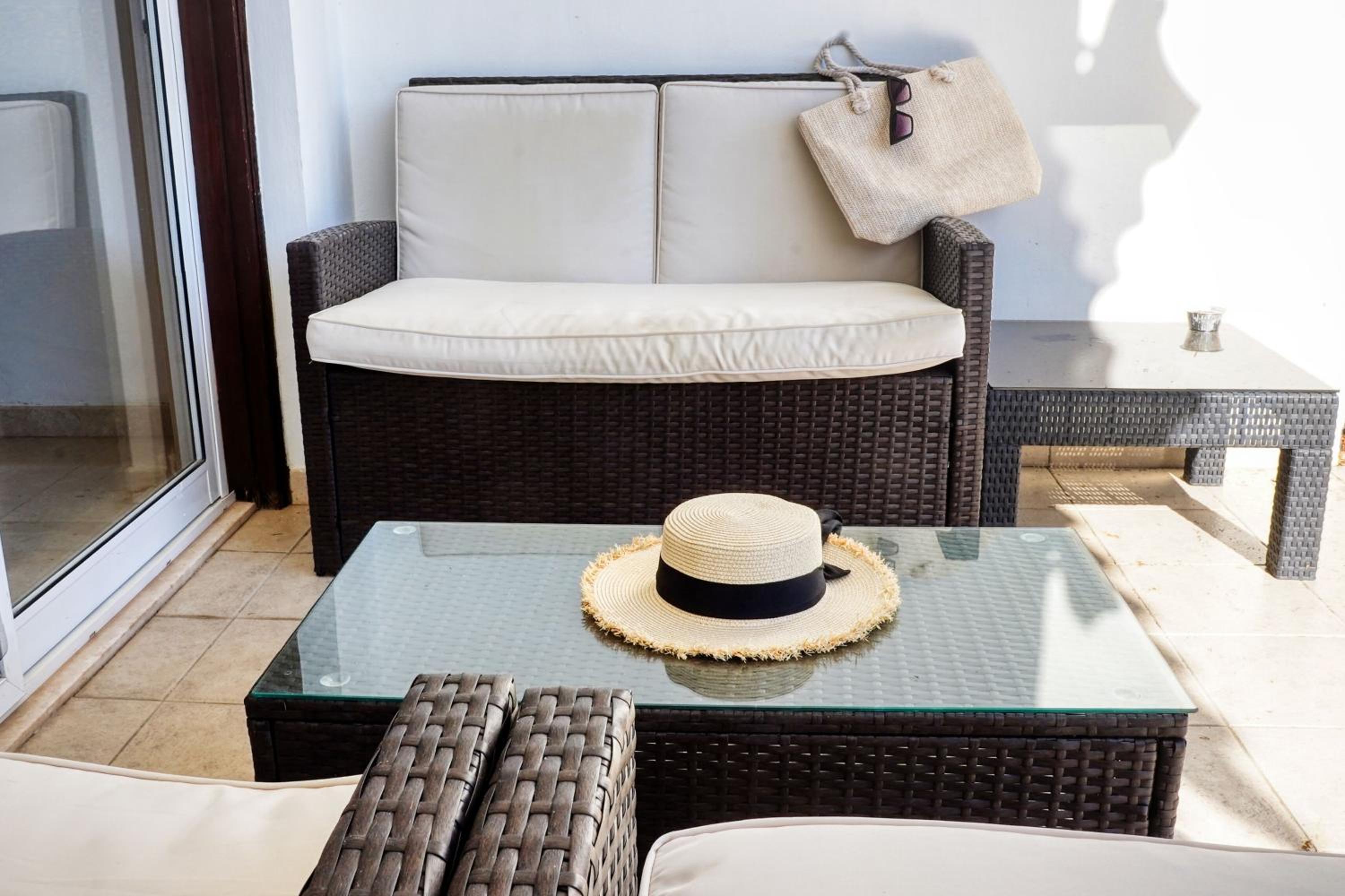 H&O SUNRISE VILLA IN Coral Bay!