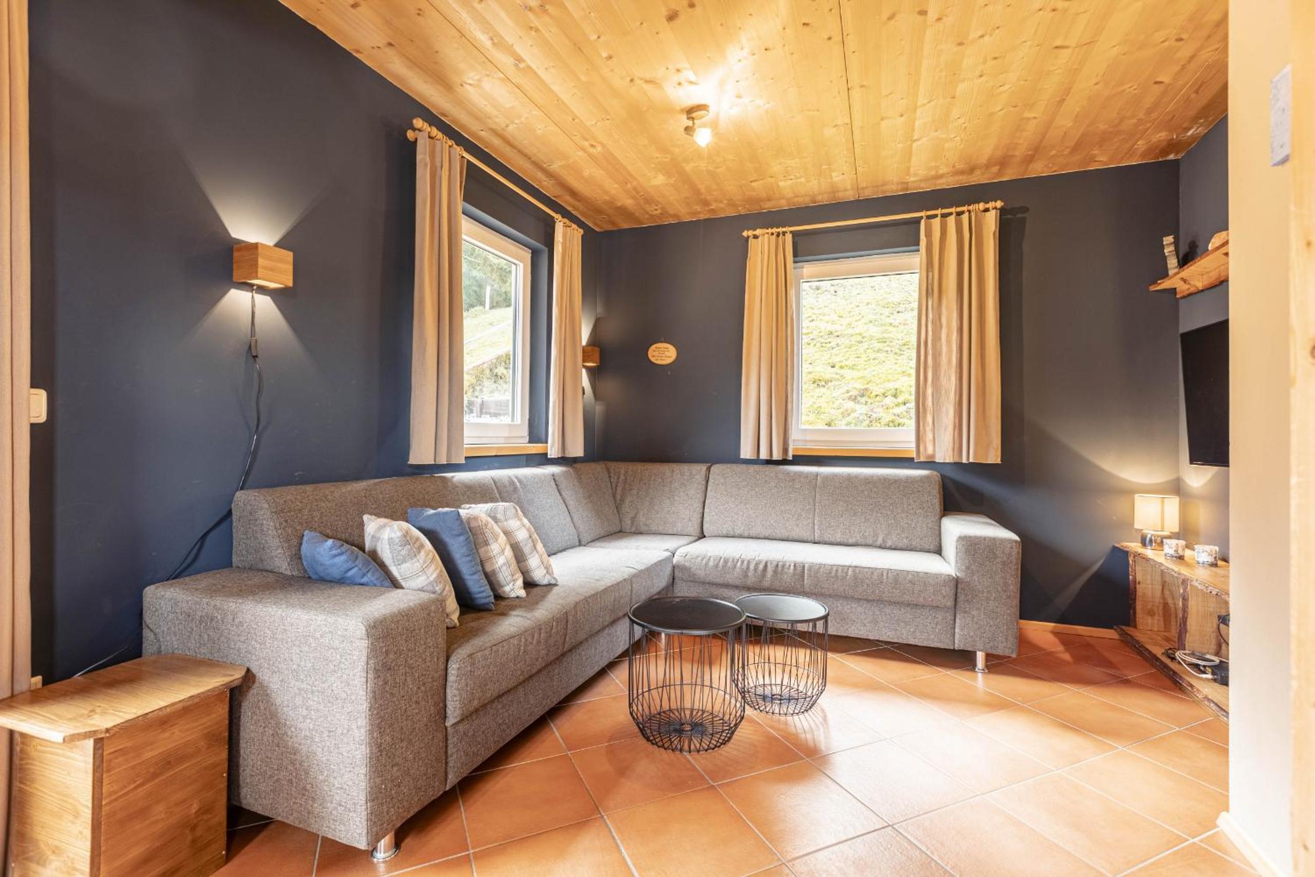 Alpendorf Dachstein West by ALPS RESORTS