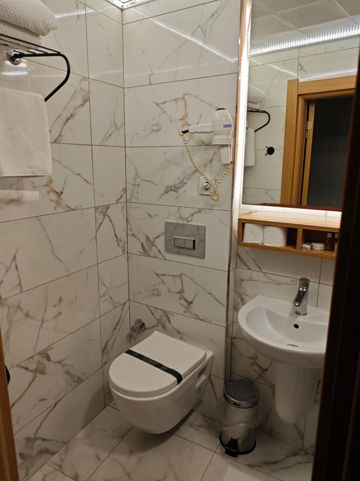 Devman Otel - Image 101