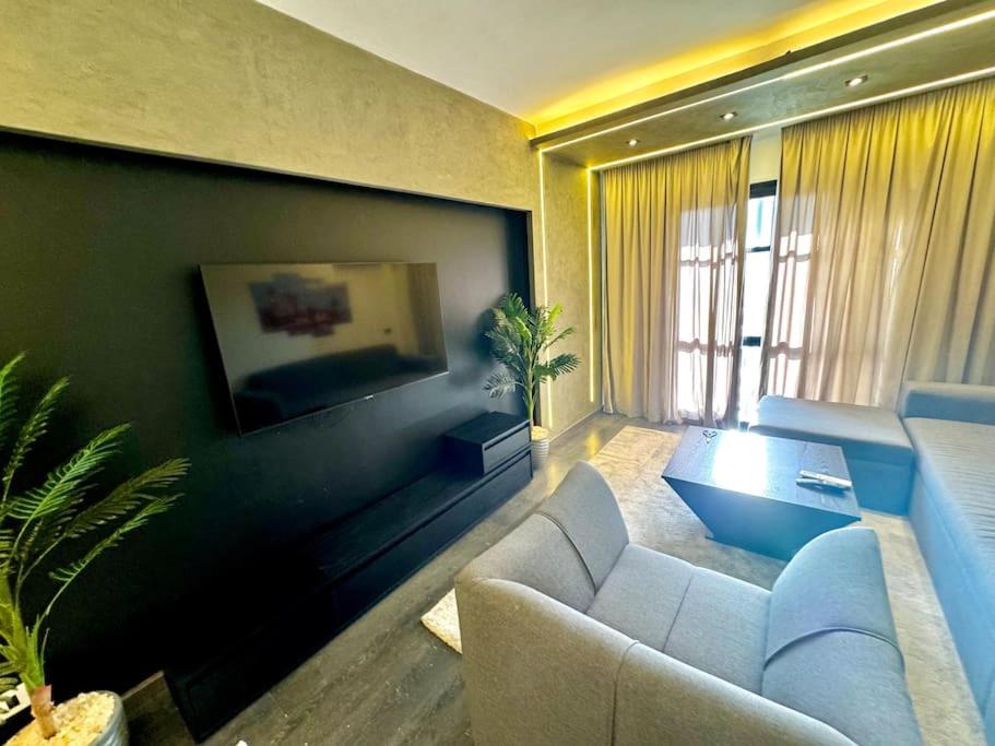 Luxury Living at Madinaty&Lovely Garden View&5G Wifi