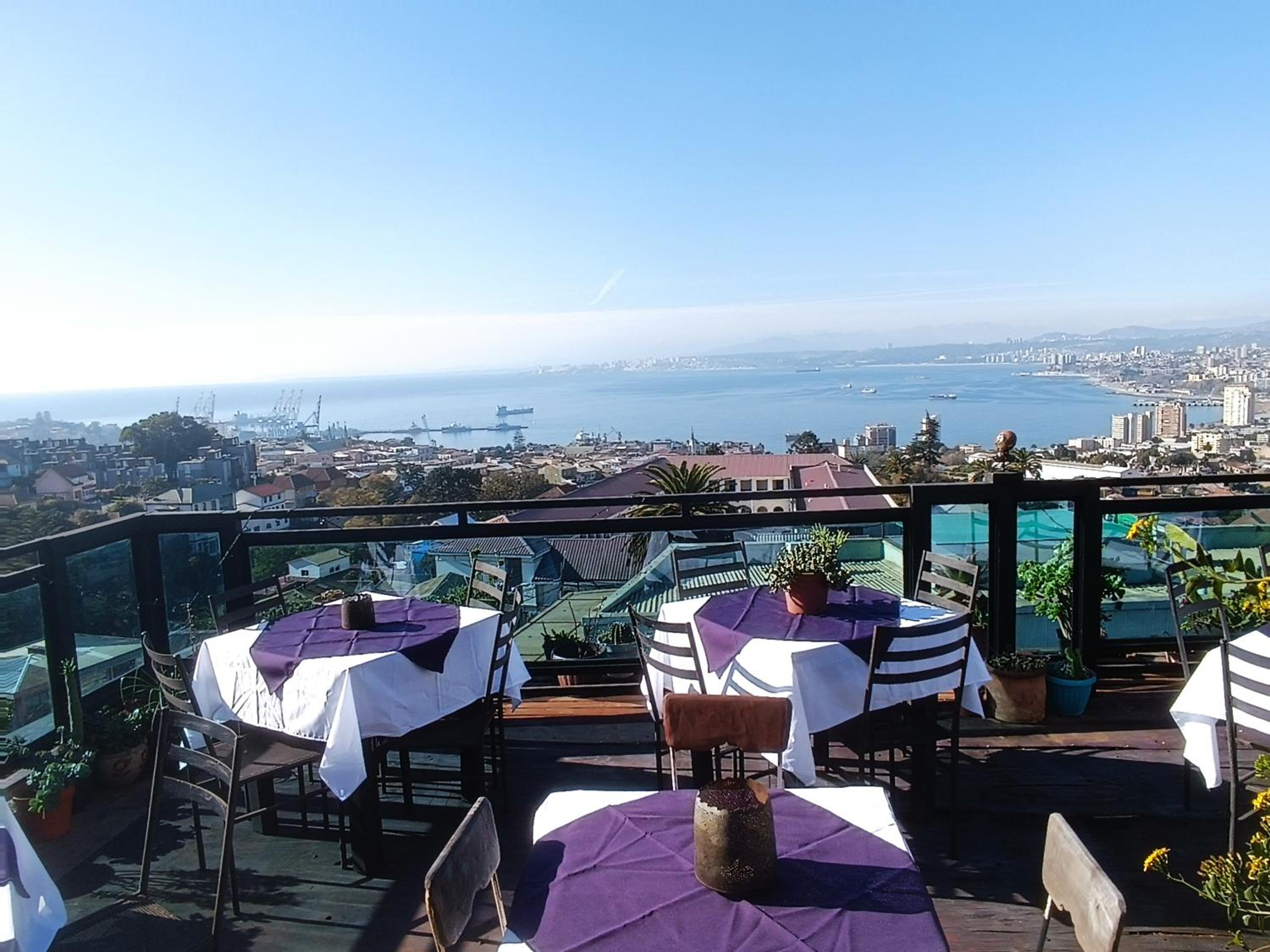 Apart Hotel Jagui Haus Departamentos tipo Loft y Hermosa Terraza con vista al Mar